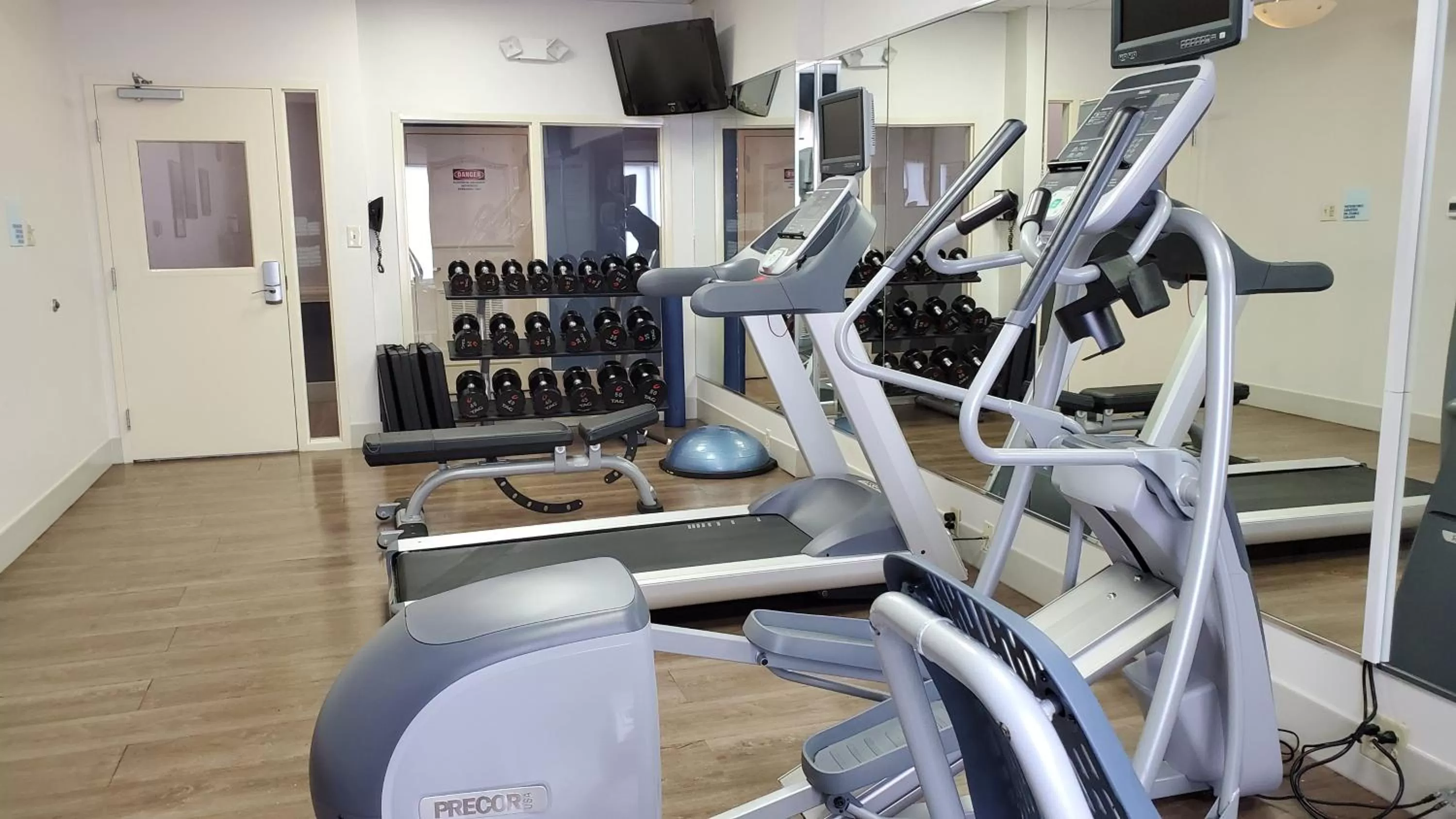 Fitness centre/facilities in Holiday Inn Express-International Drive by IHG