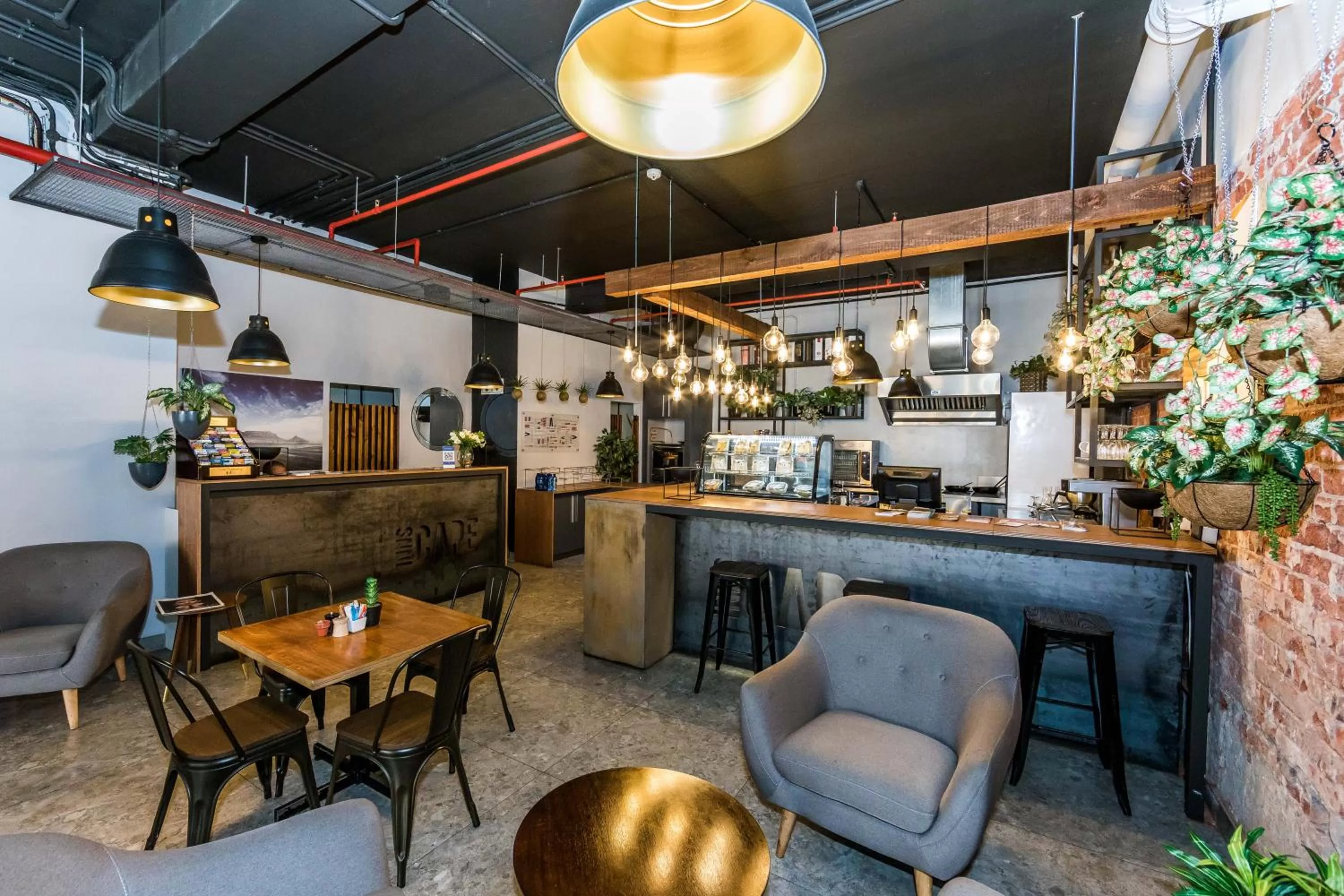 Restaurant/places to eat in InnsCape on Castle Hotel