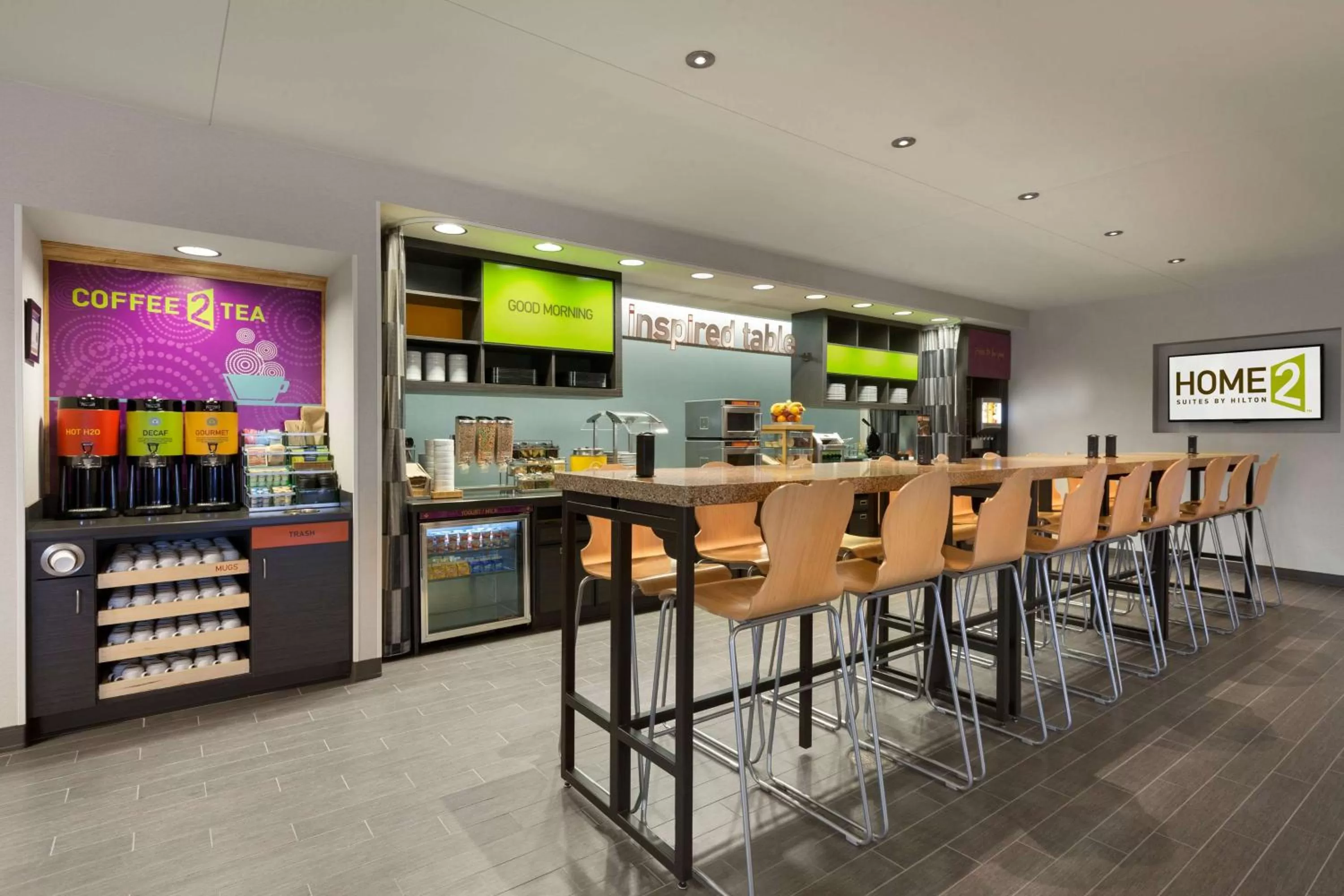 Breakfast in Home2 Suites by Hilton Champaign/Urbana