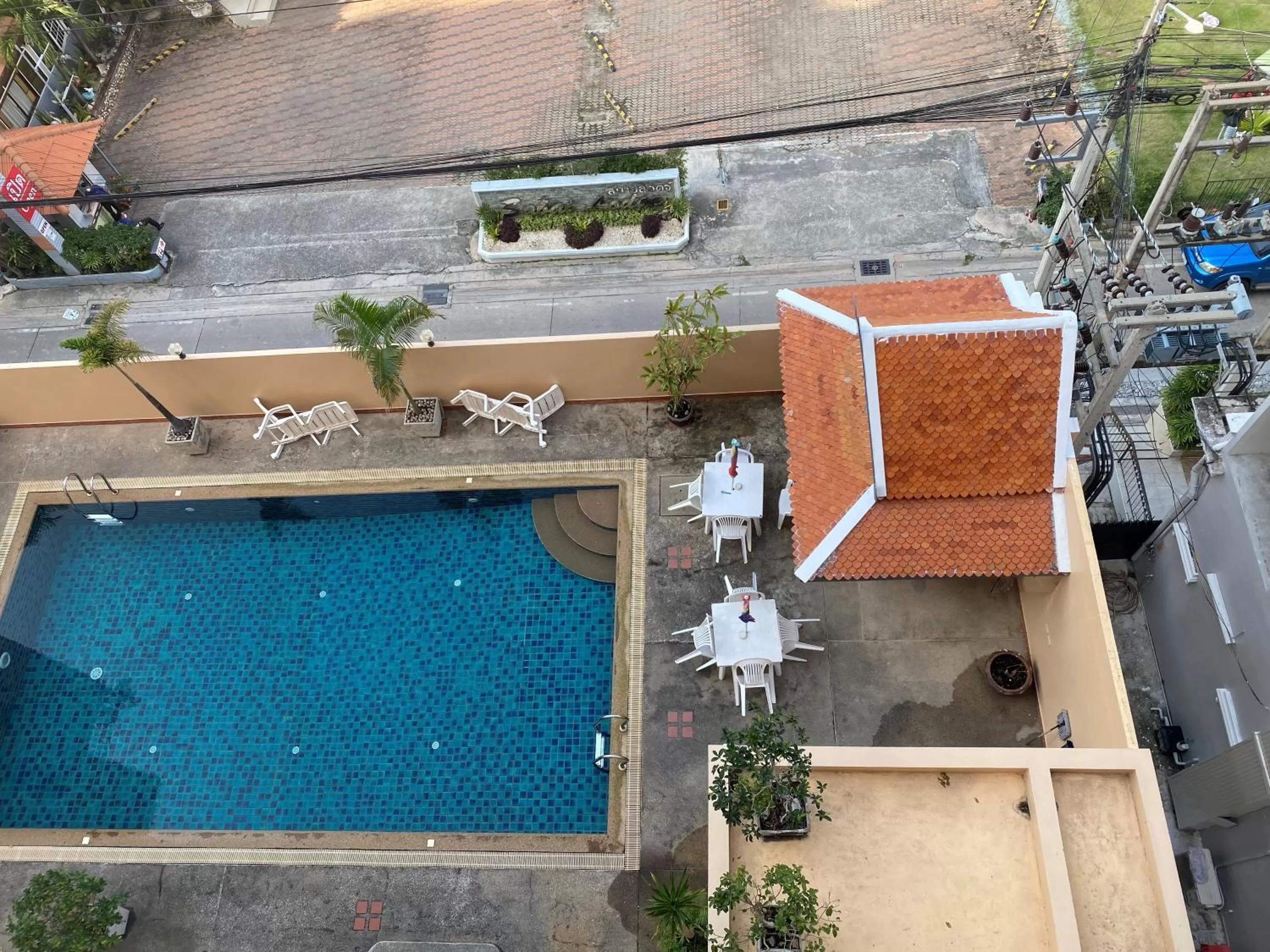 Pool View in soi2inn