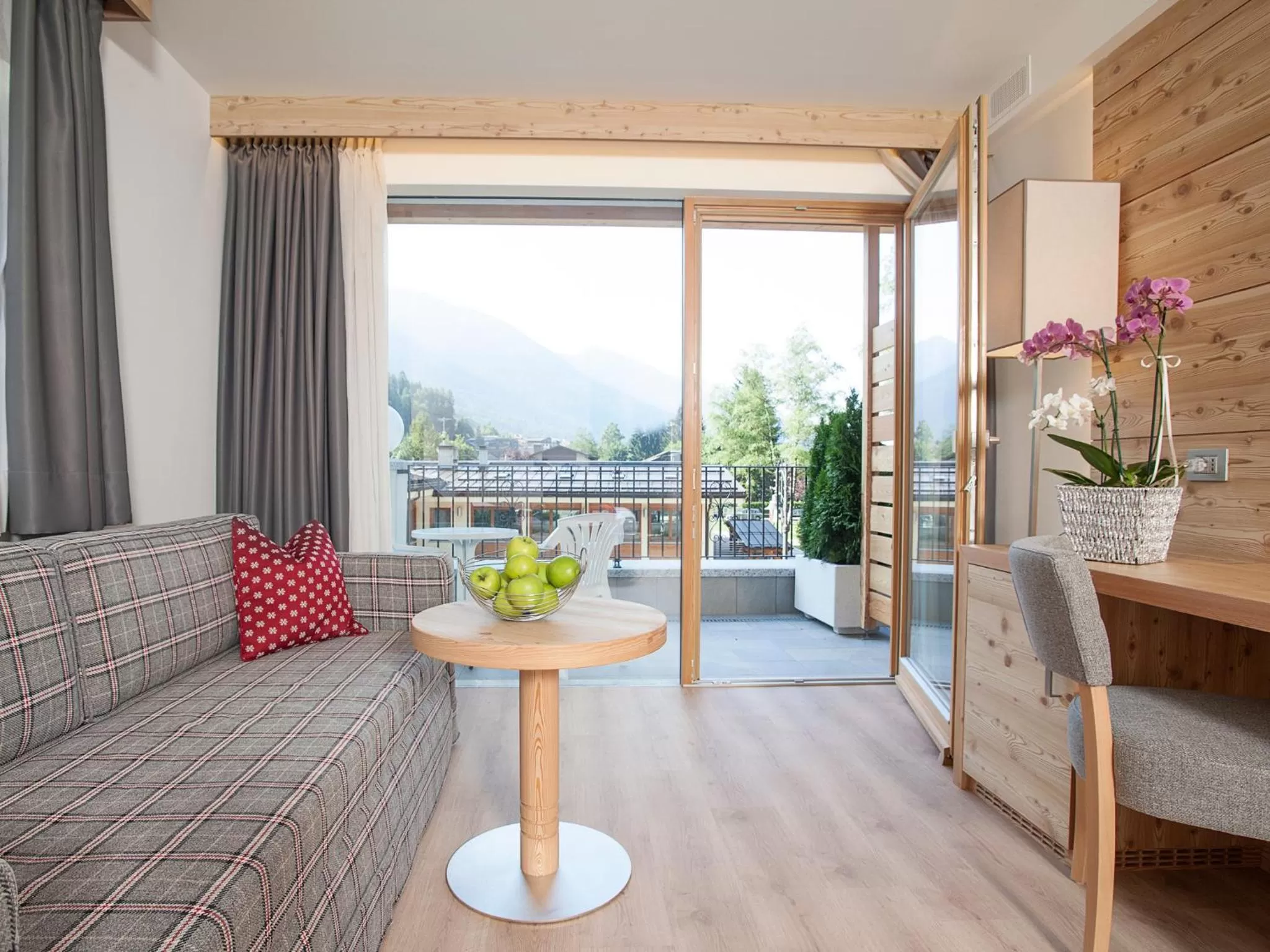 Living room in Hotel Europeo Alpine Charme & Wellness