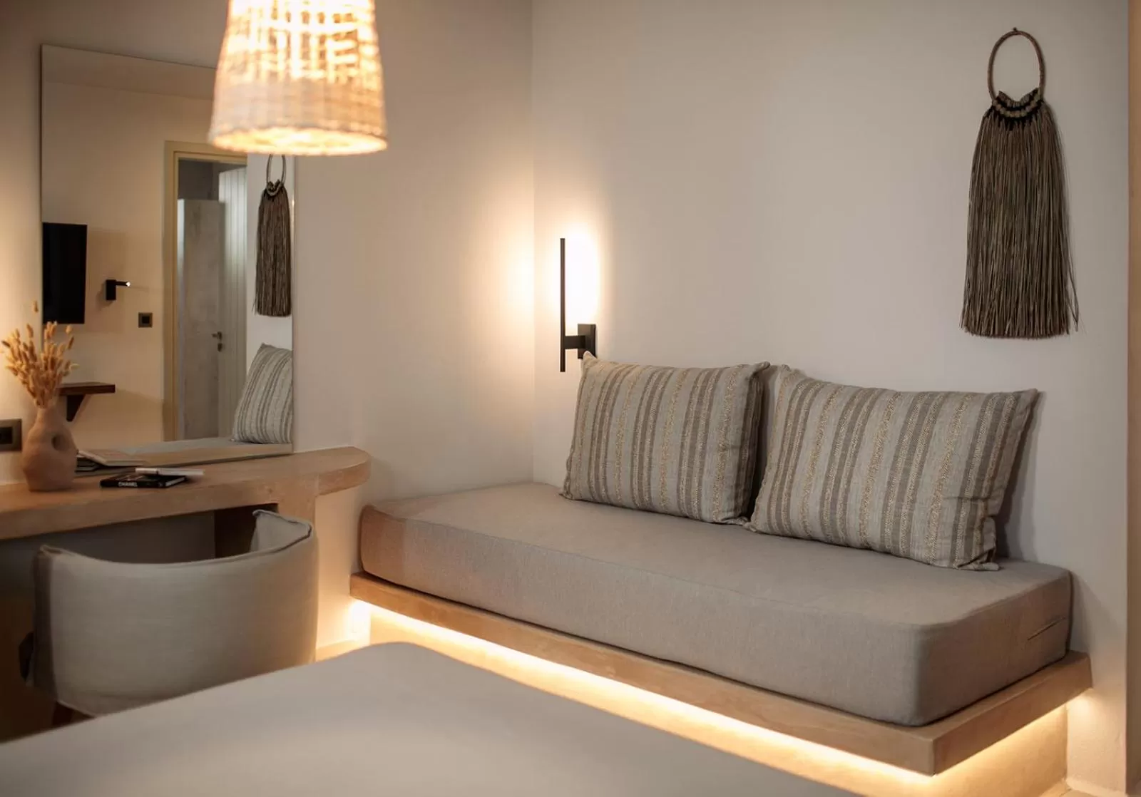 Bed, Seating Area in Makava Suites Naxos