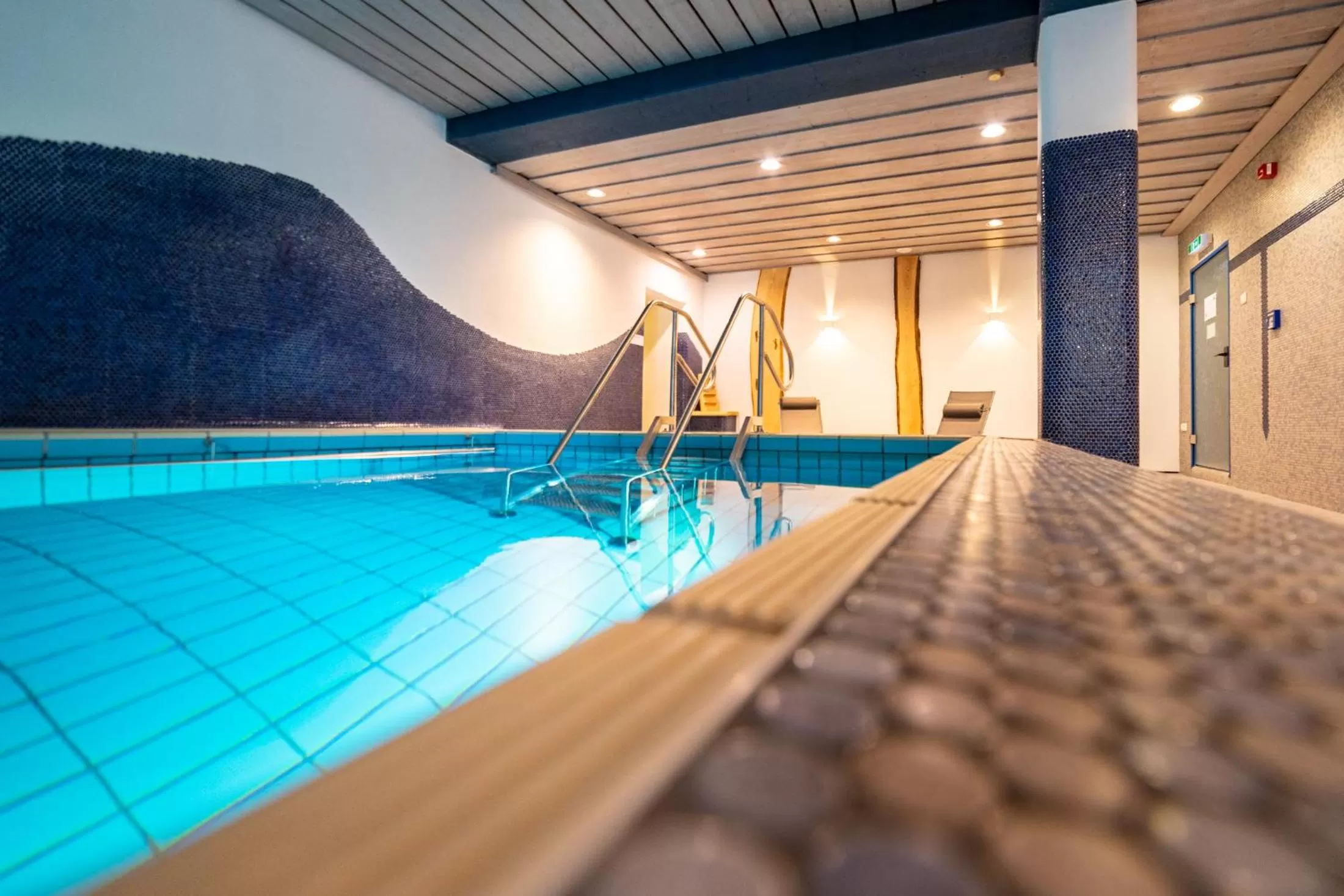Swimming pool in Parkhotel Sonnenhof