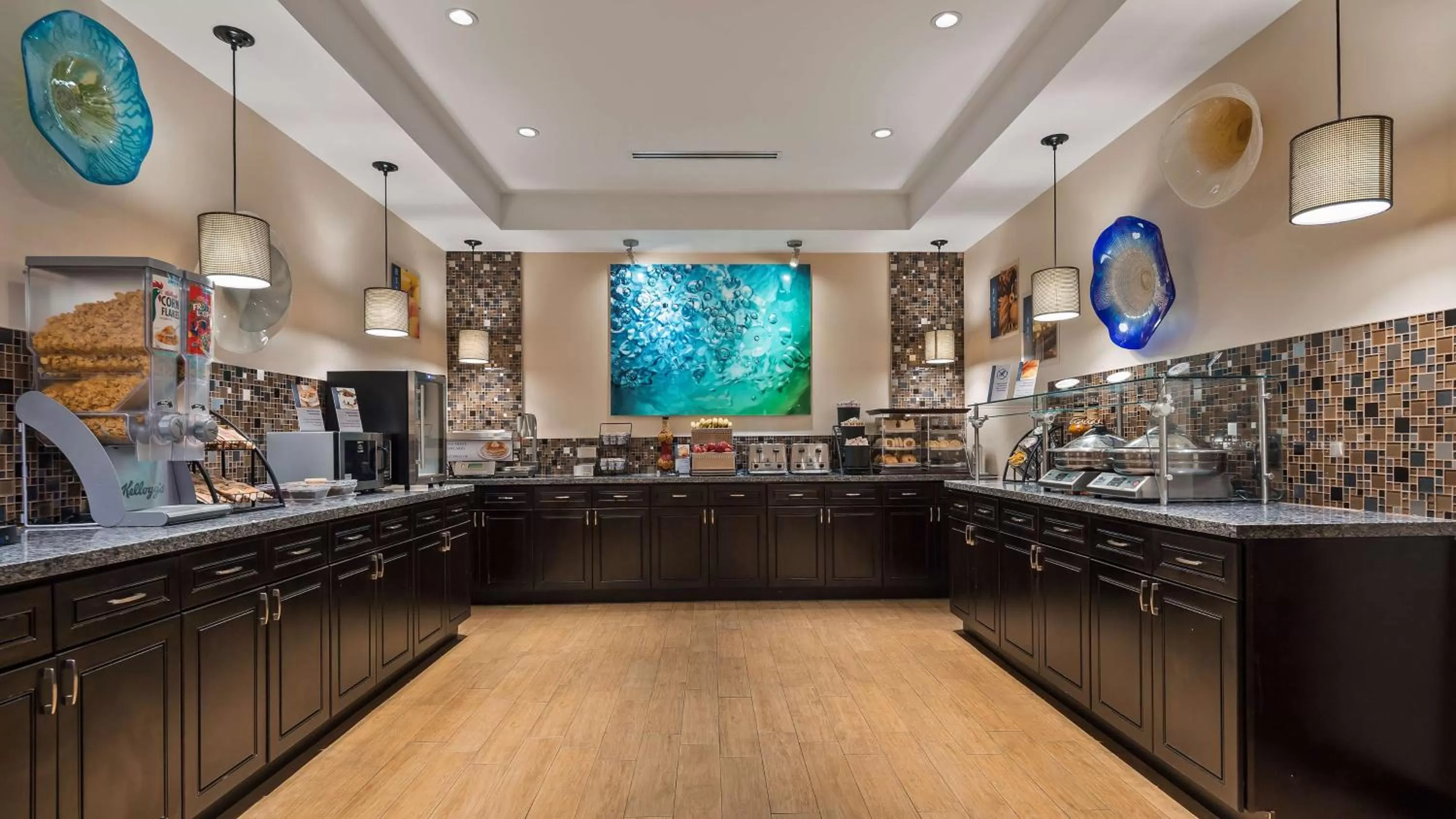 Restaurant/places to eat in Best Western Plus Hollywood/Aventura