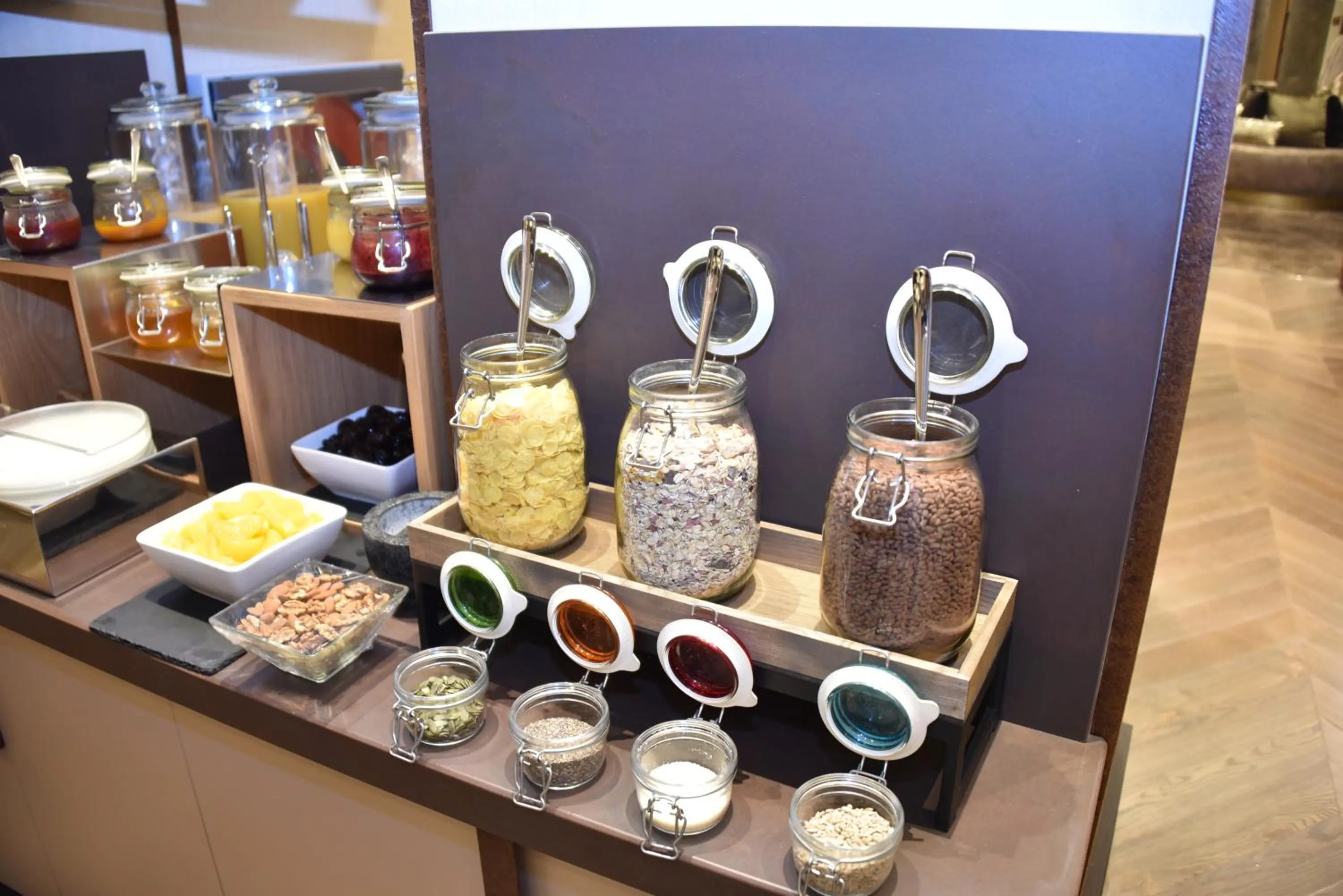 Breakfast in Solo Experience Hotel