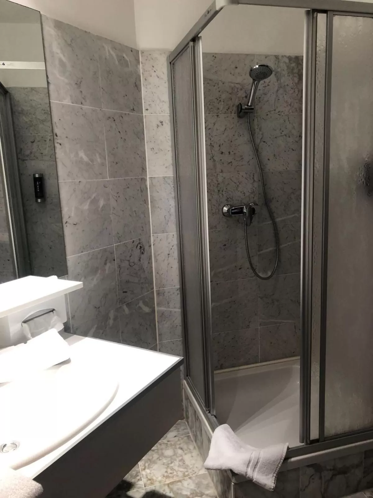 Shower in Hotel Kongress