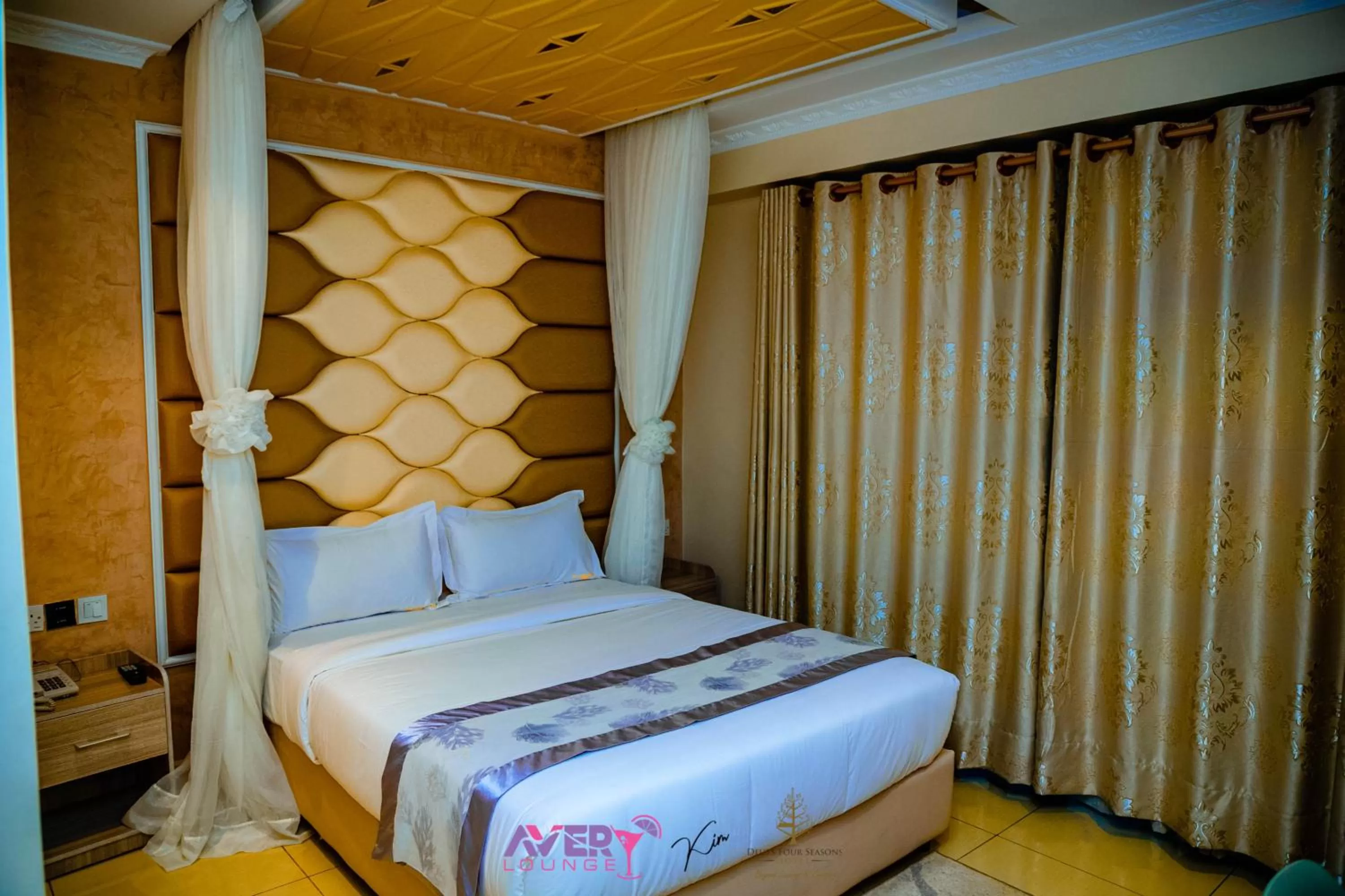 Bed in Deuts Four Seasons Hotel