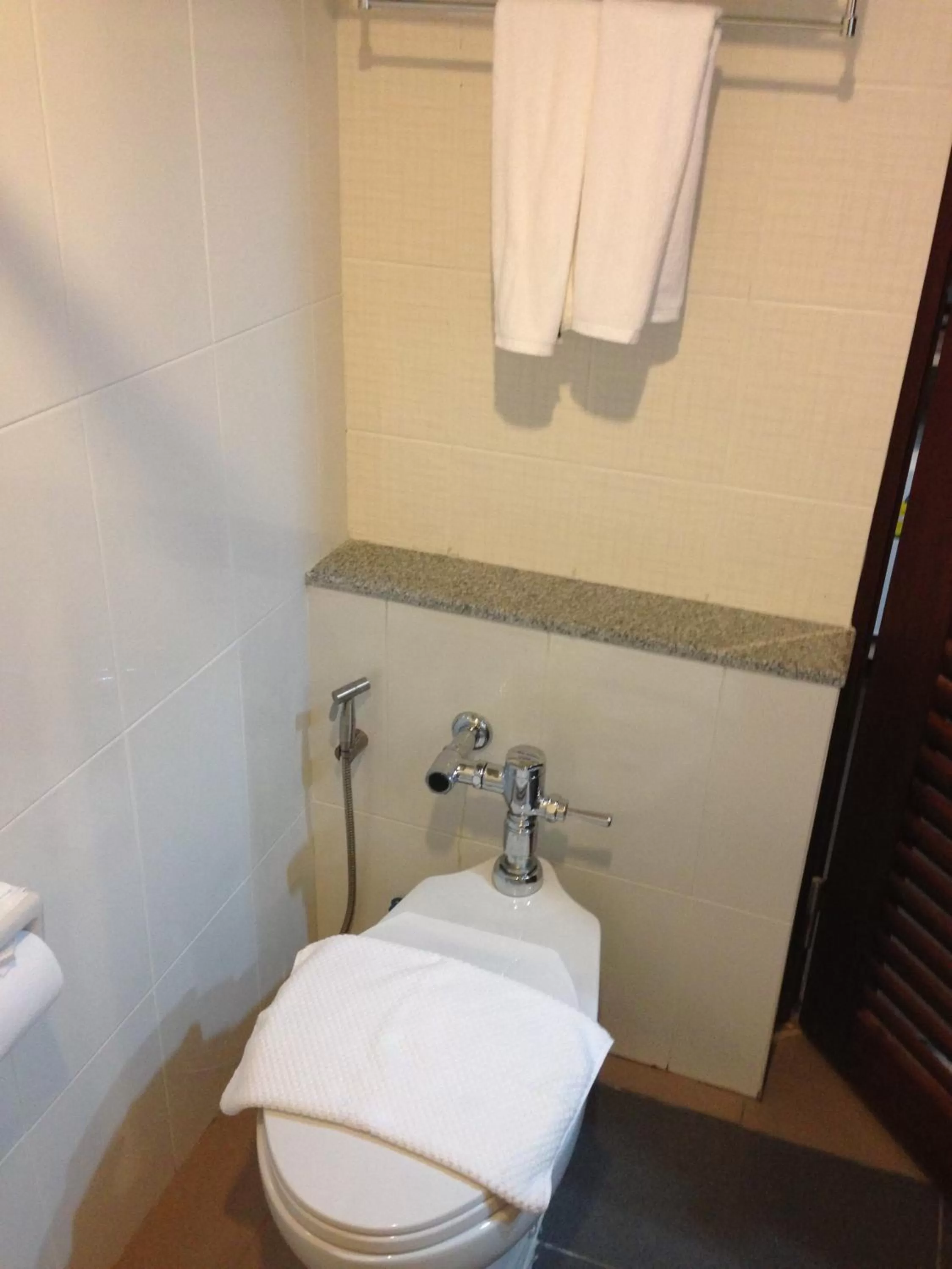Toilet in Aloha Hatyai Hotel