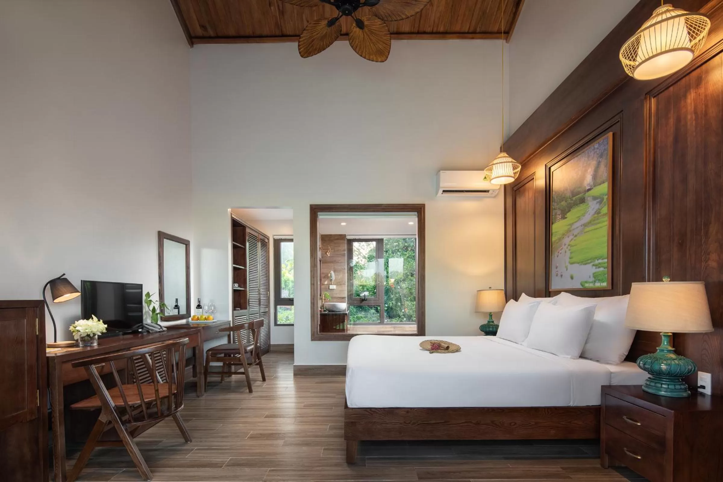 Photo of the whole room, Bed in Bai Dinh Riverside Resort & Spa
