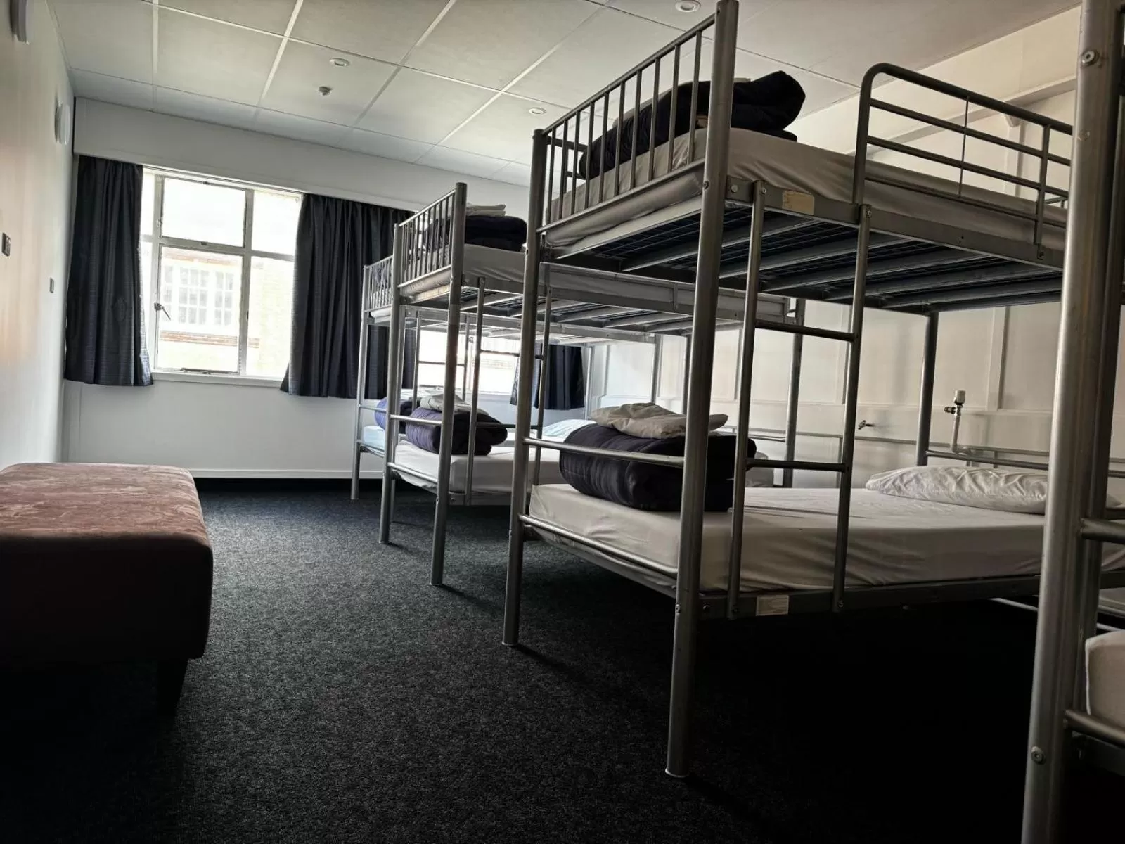 Photo of the whole room, Bed in Hotel Waterloo & Backpackers