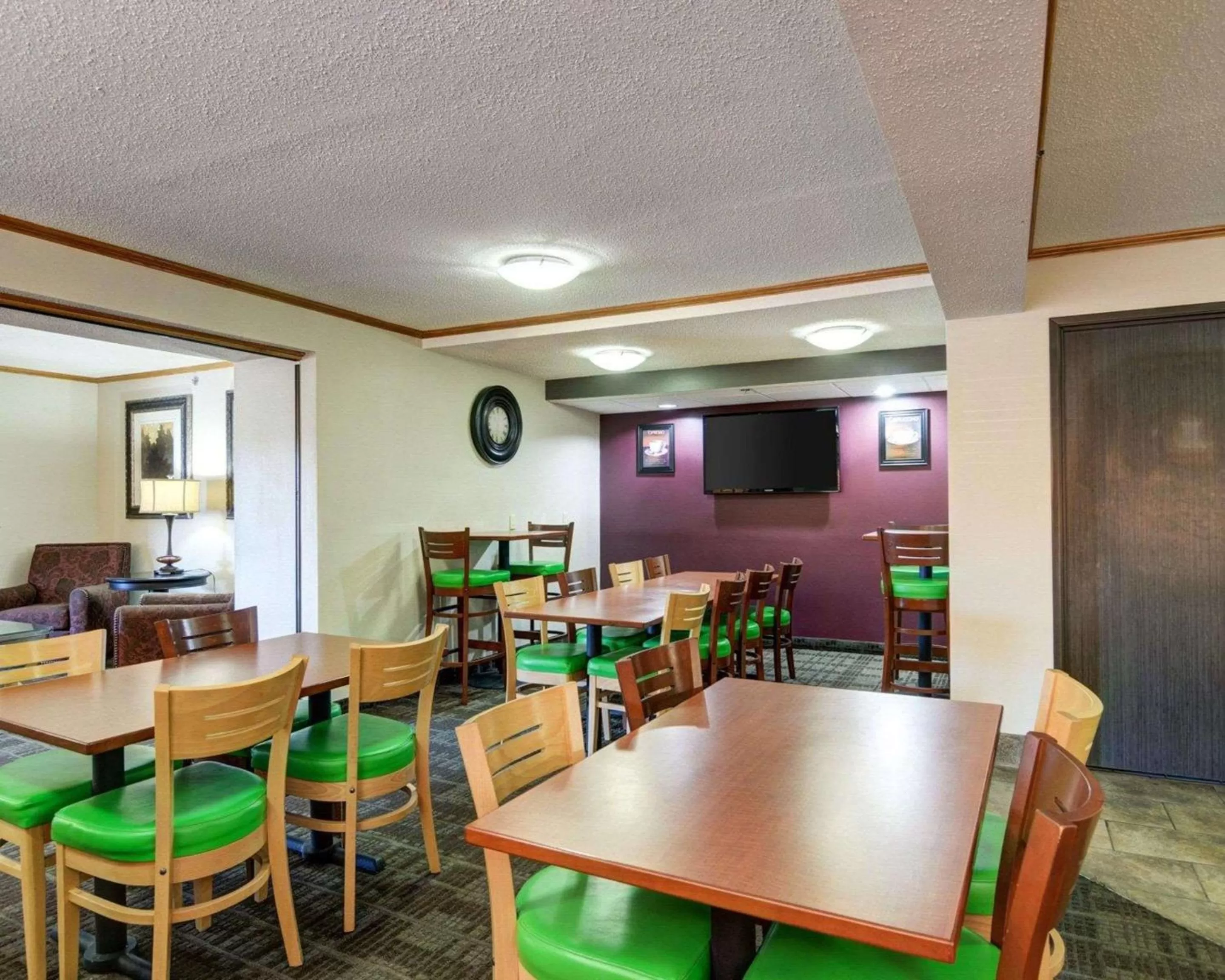 Restaurant/places to eat in Quality Inn Fort Smith I-540