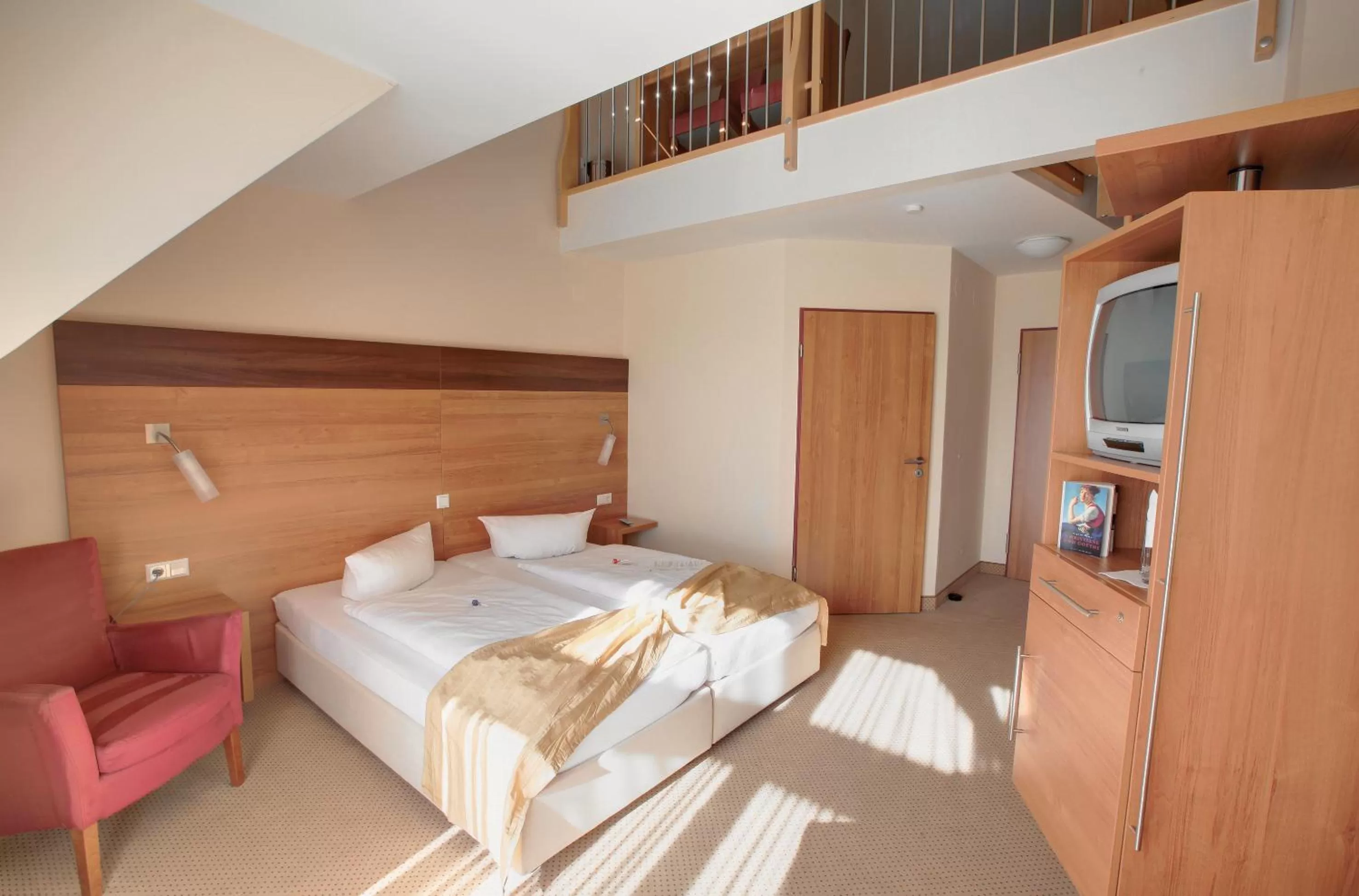 Photo of the whole room, Bed in allgovia hotel garni