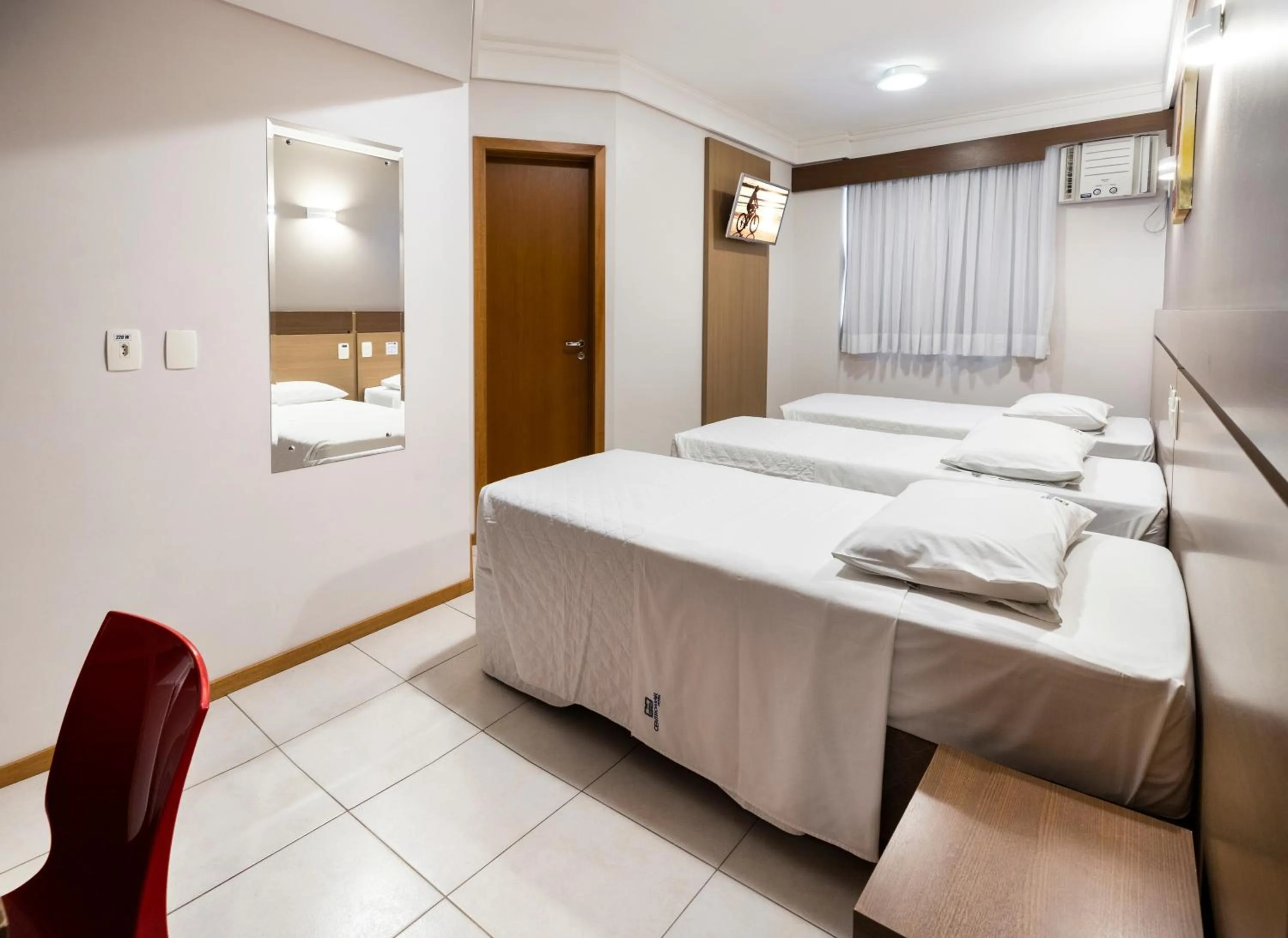 Bedroom, Bed in Centromar Hotel