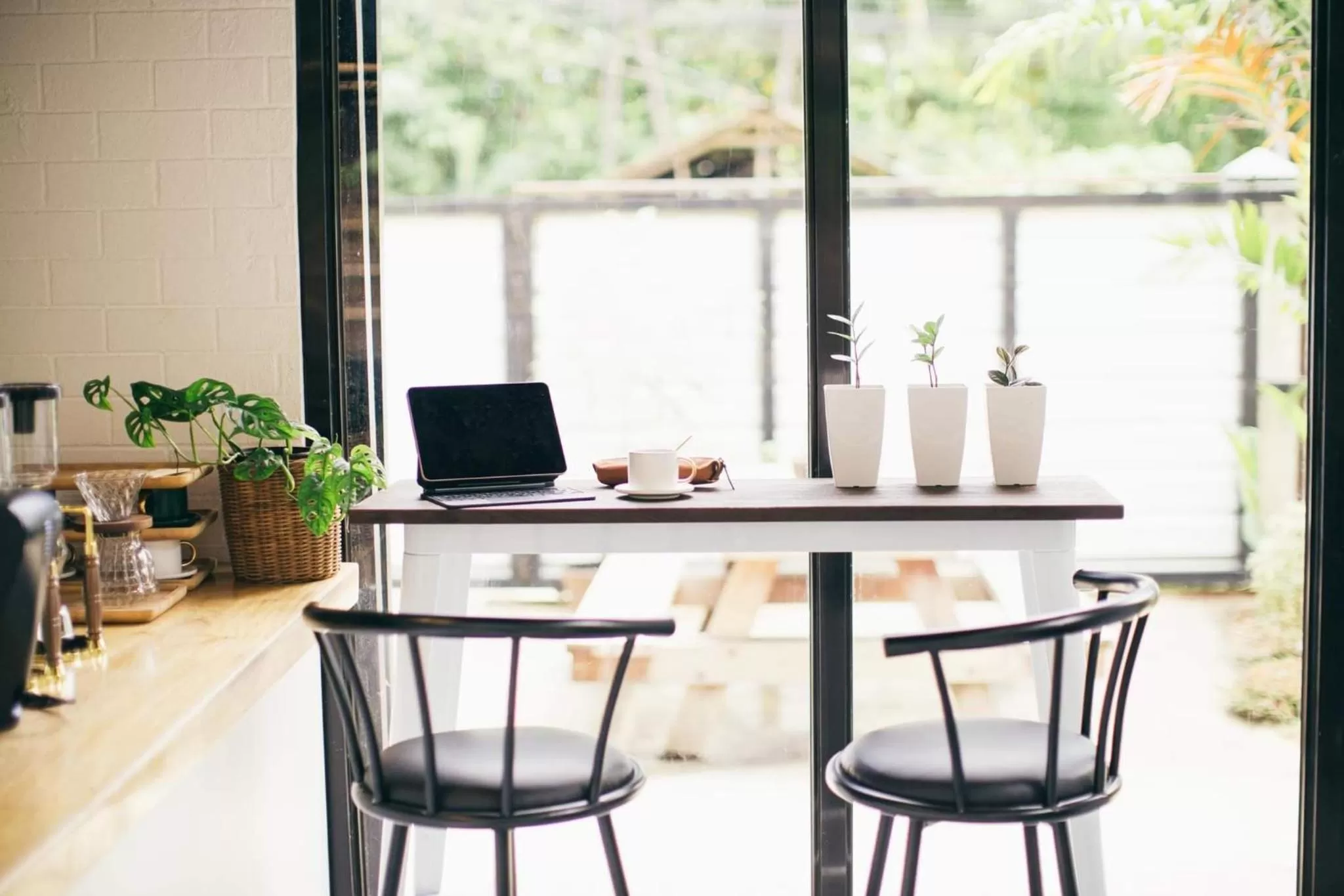 Restaurant/places to eat in Summer Days