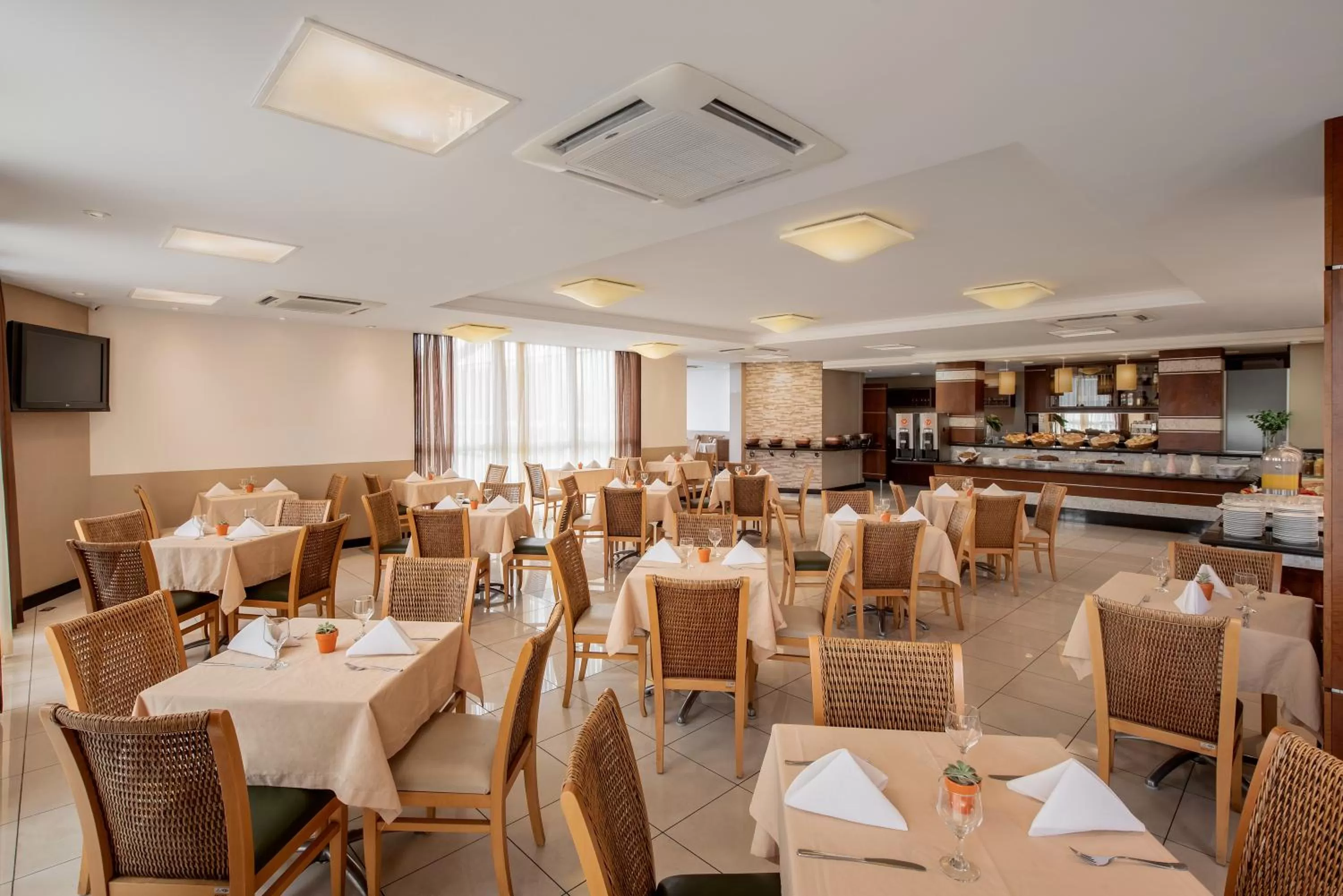 Restaurant/places to eat in Intercity Florianopolis