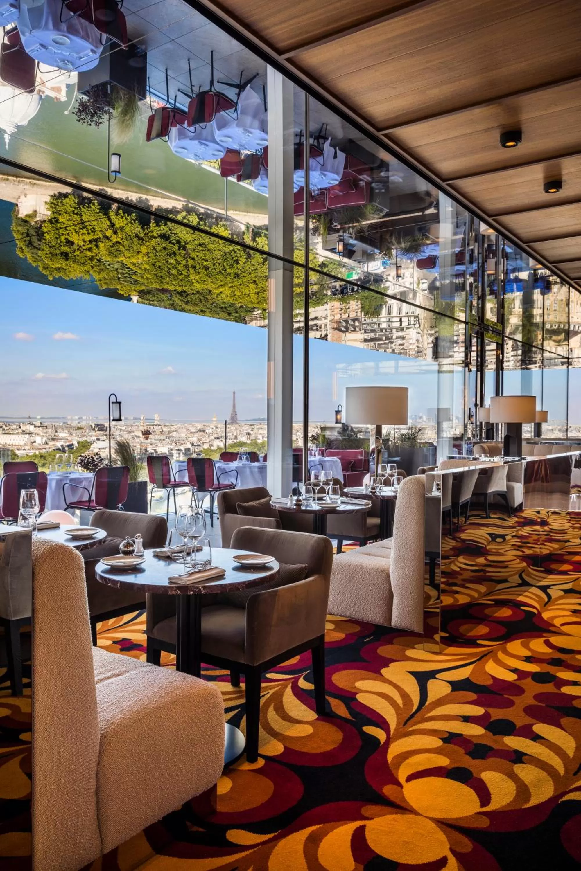 Restaurant/places to eat in SO/ Paris Hotel