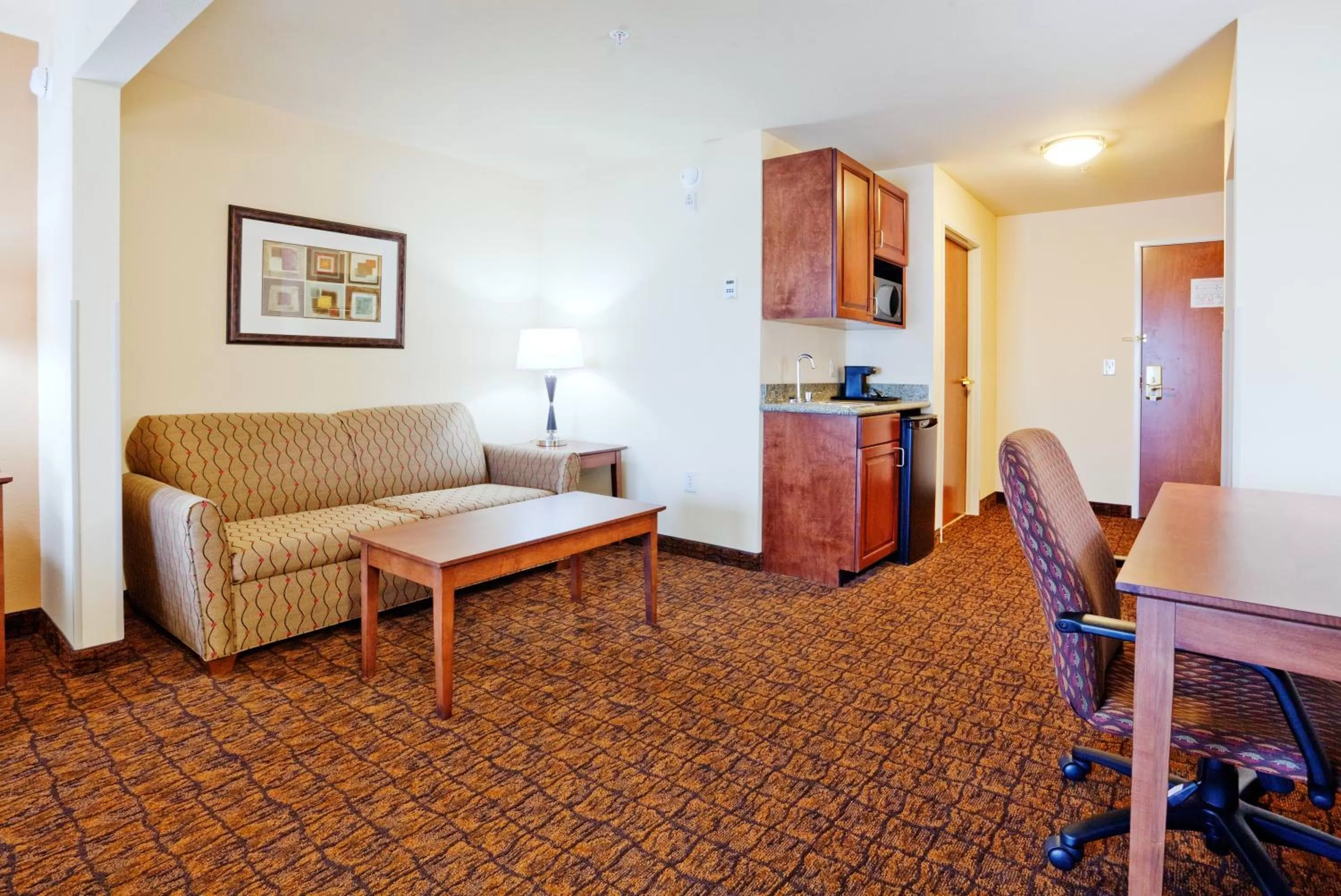Suite - Disability Access Hearing Impaired-Accessible in Holiday Inn Express Hotel & Suites Mount Airy, an IHG Hotel