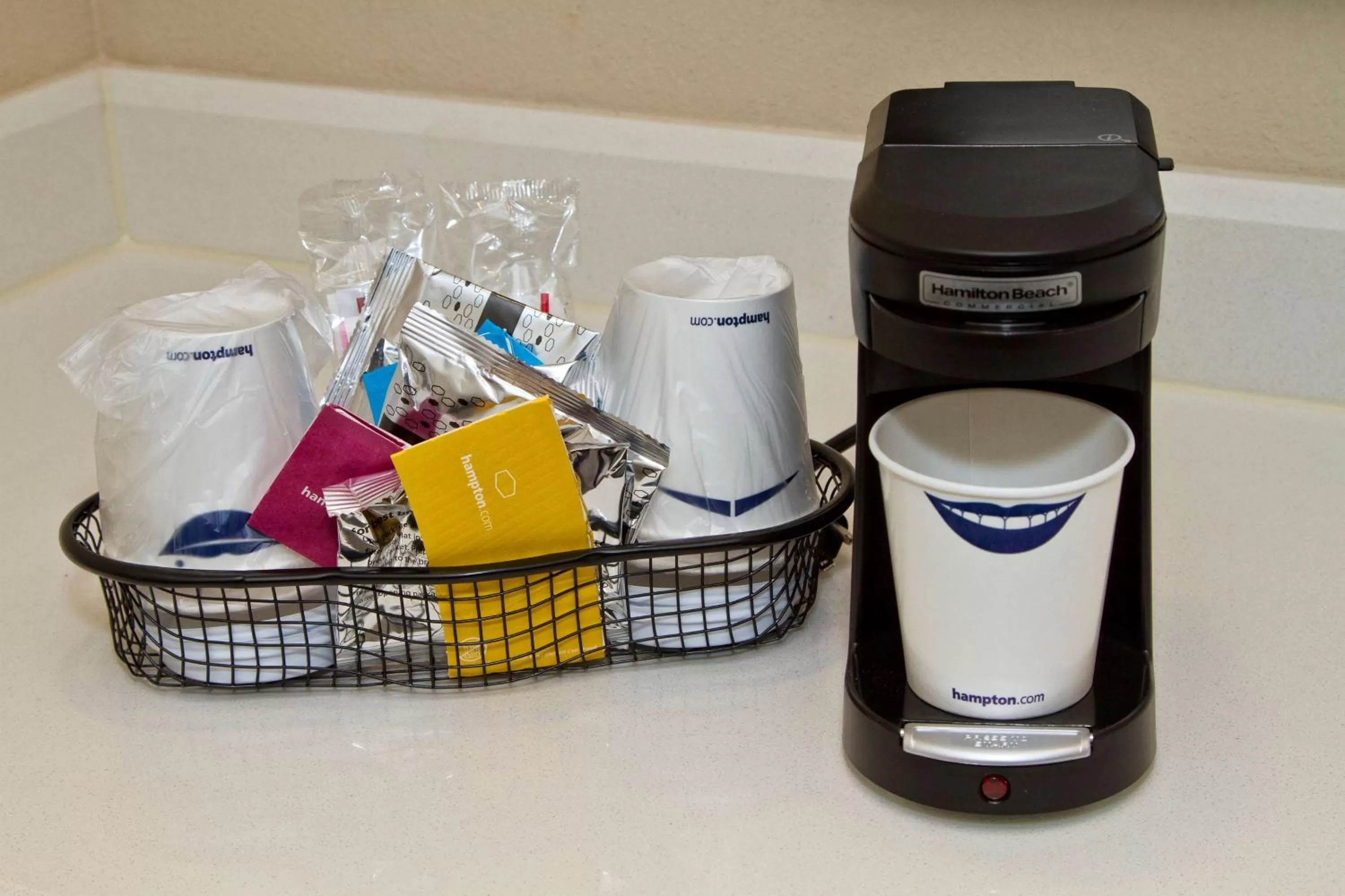 Bed in Hampton Inn & Suites By Hilton Nashville Hendersonville Tn