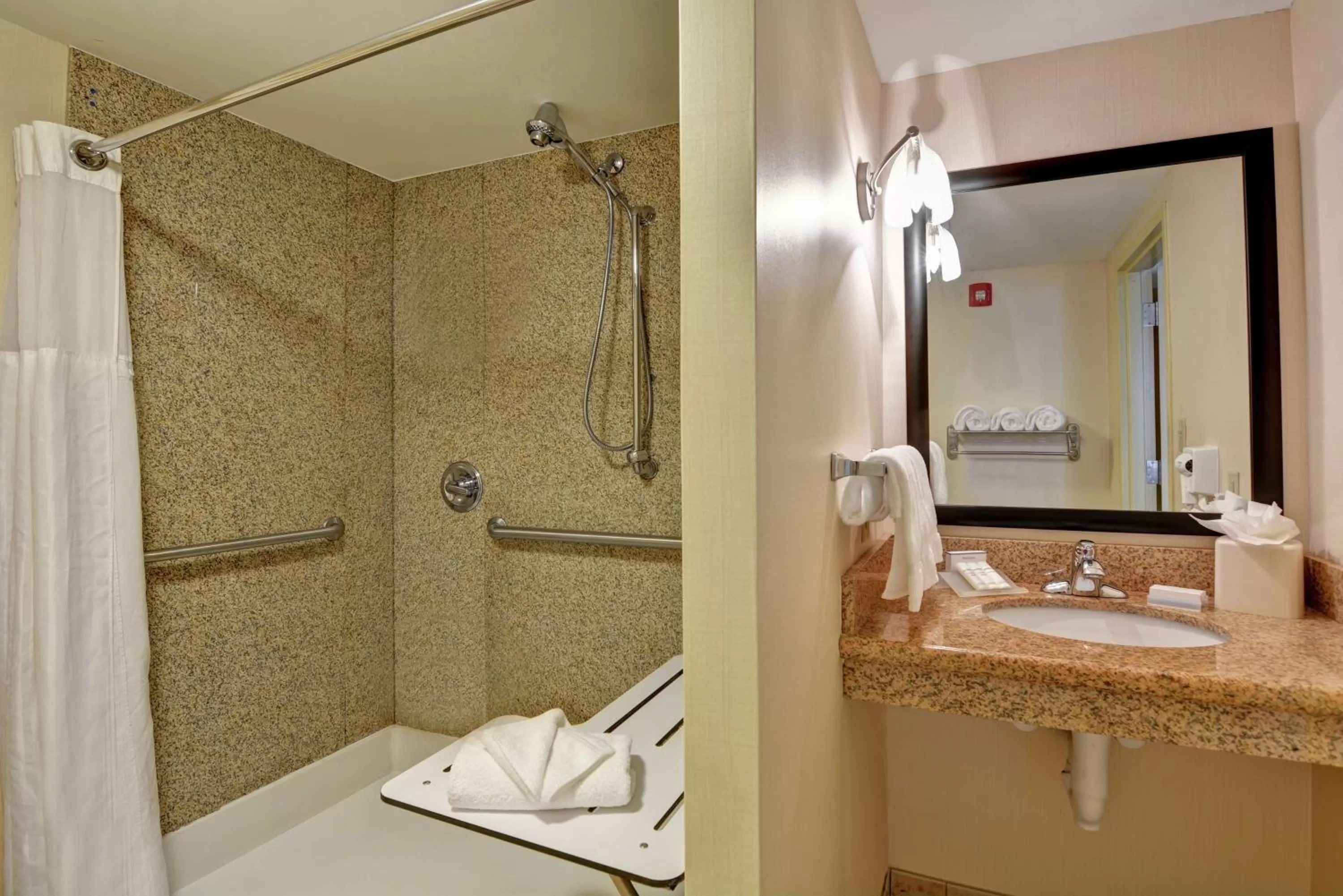 Bathroom in Hilton Garden Inn Conway