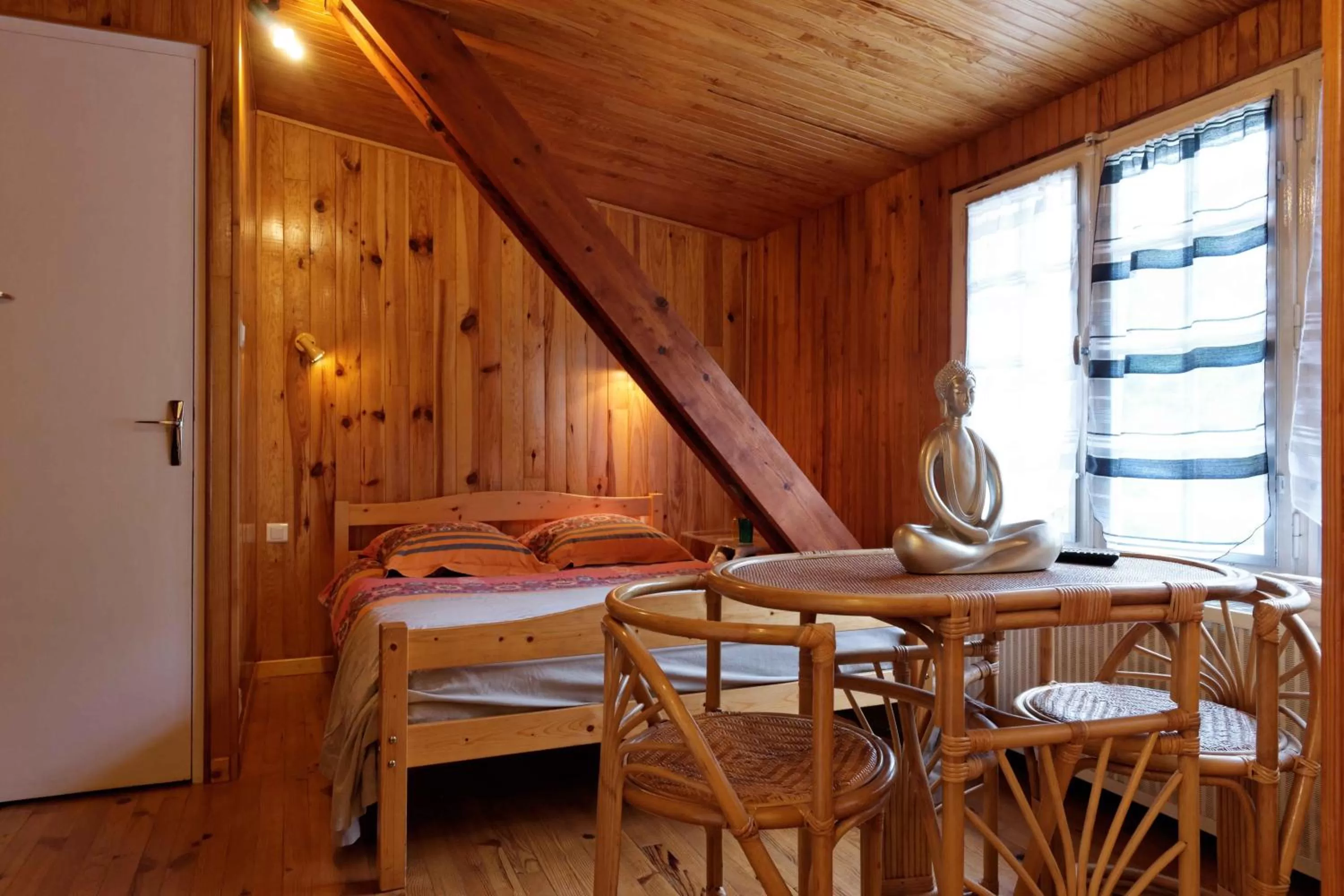 Photo of the whole room in Chambres d'hotes à Autun