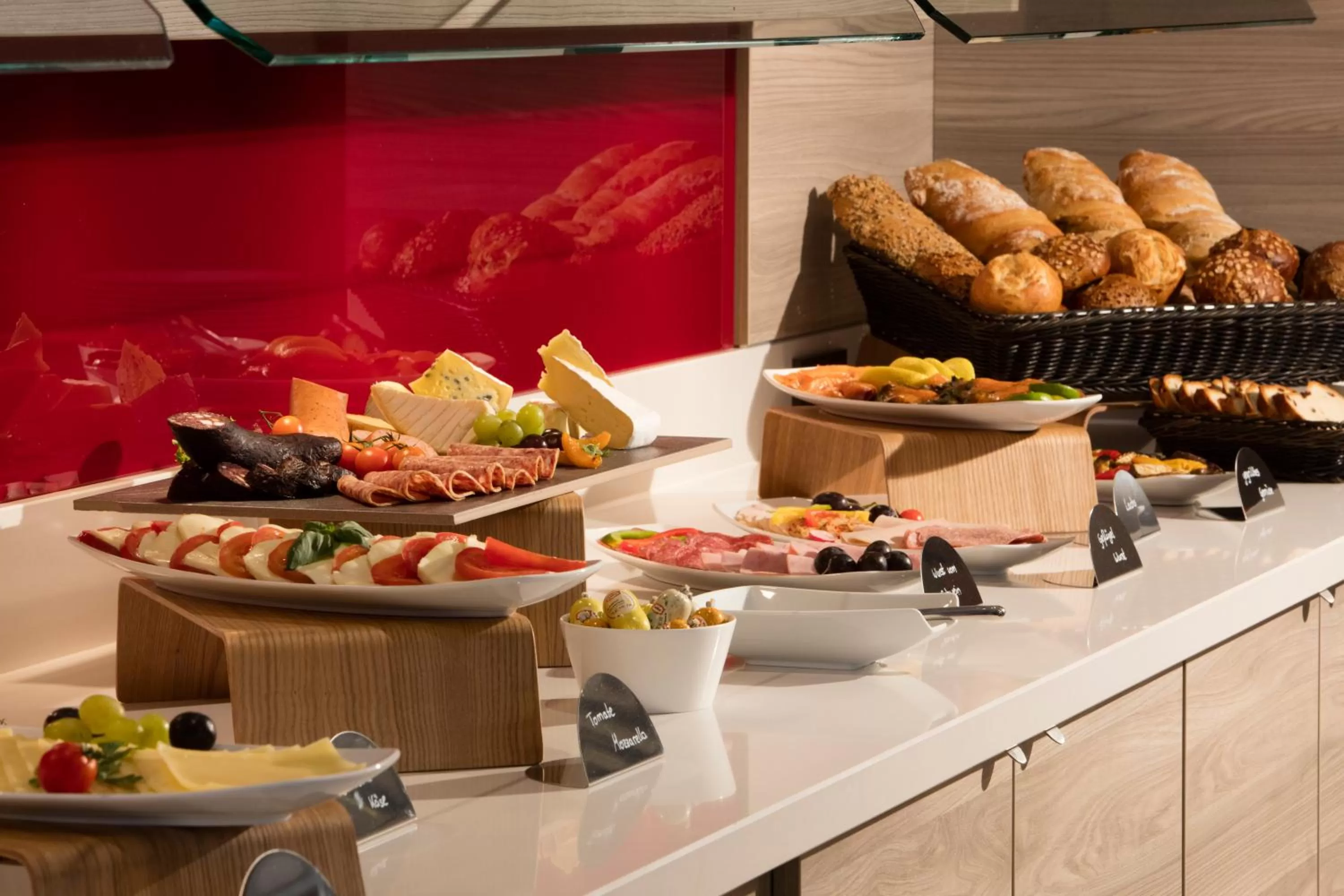 Buffet breakfast, Food in Vital Hotel Frankfurt