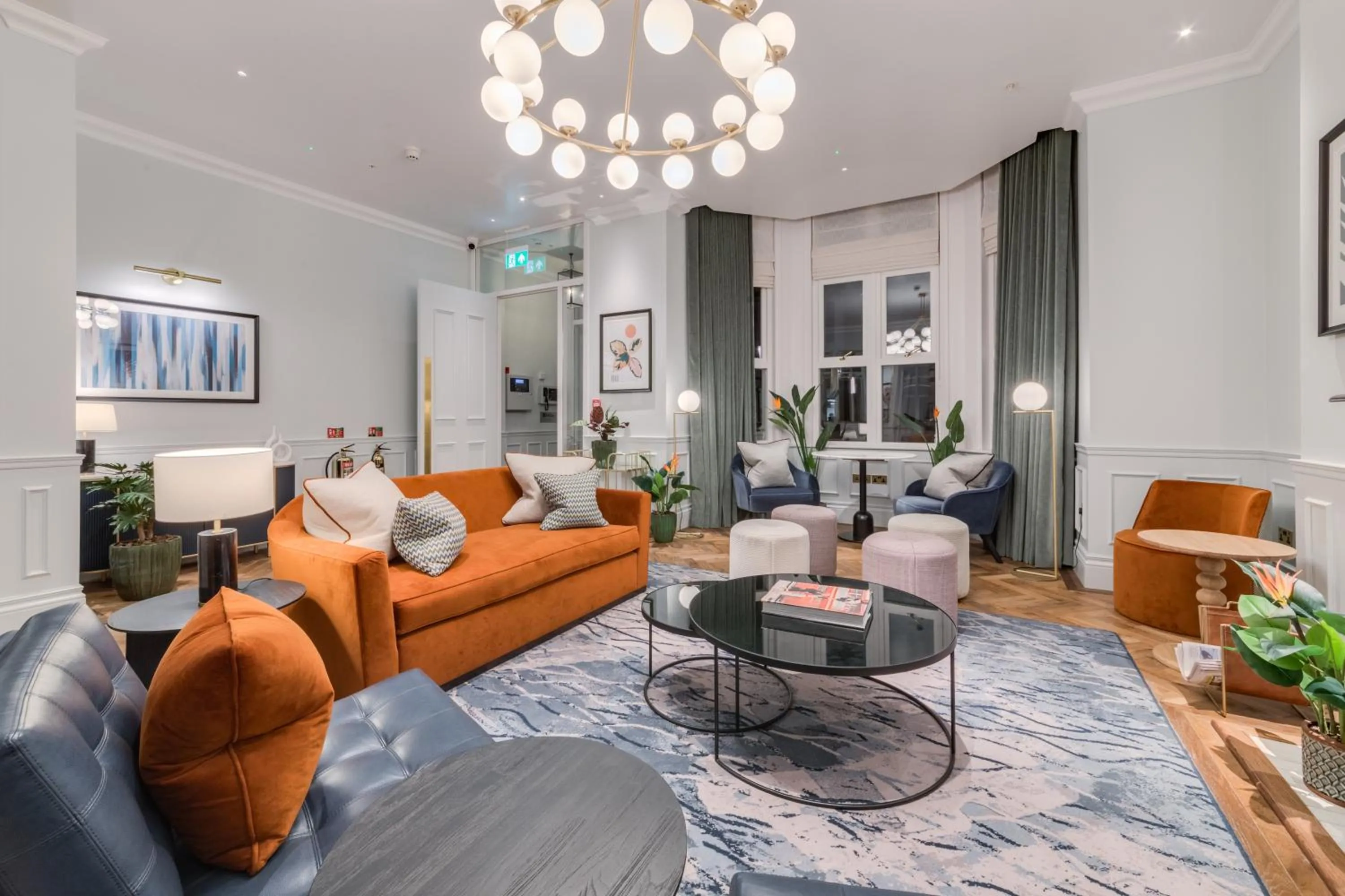 Lobby or reception, Seating Area in Best Western The Boltons