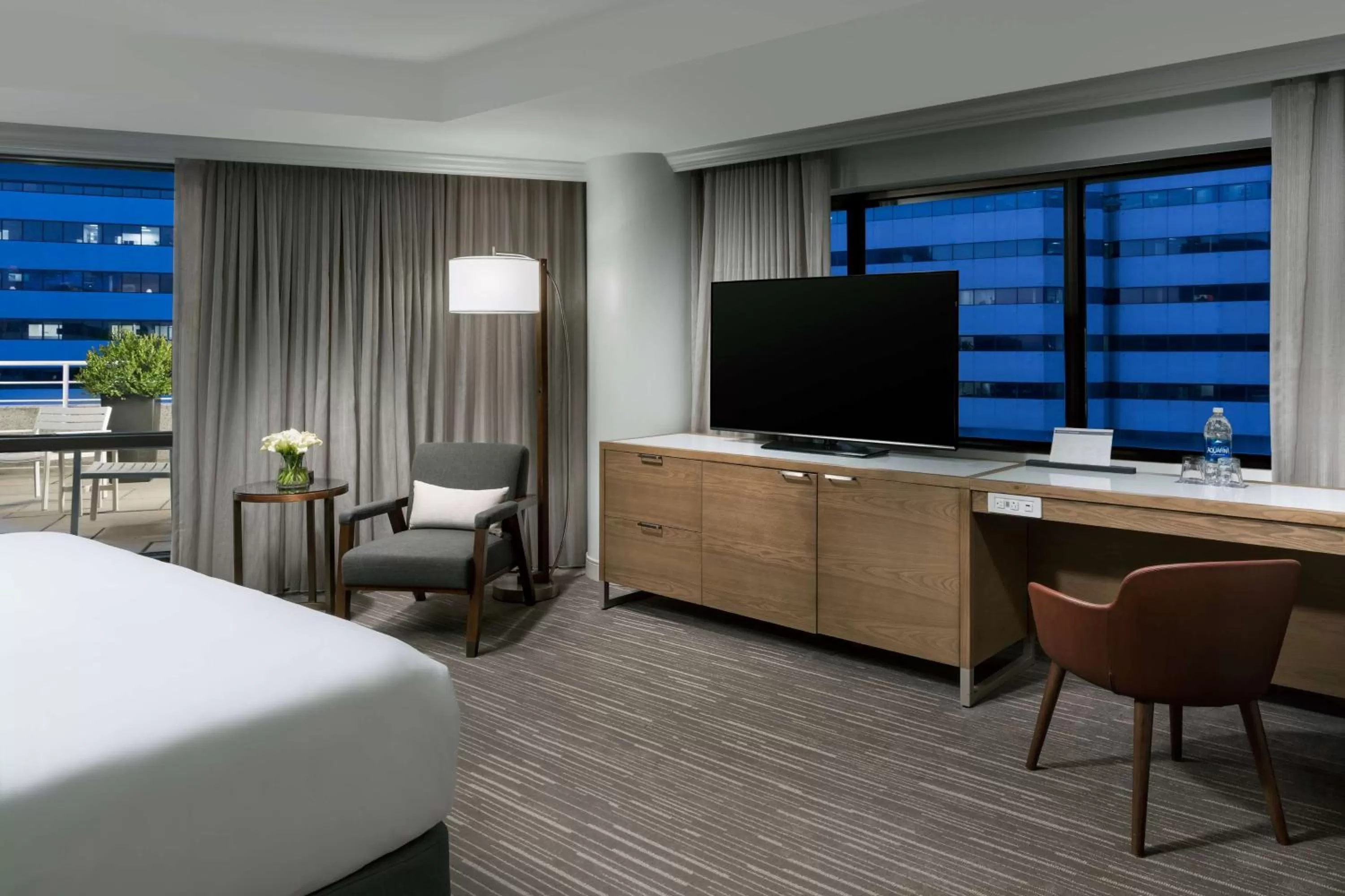 Photo of the whole room, Bed in Hyatt Regency Bethesda near Washington D.C.