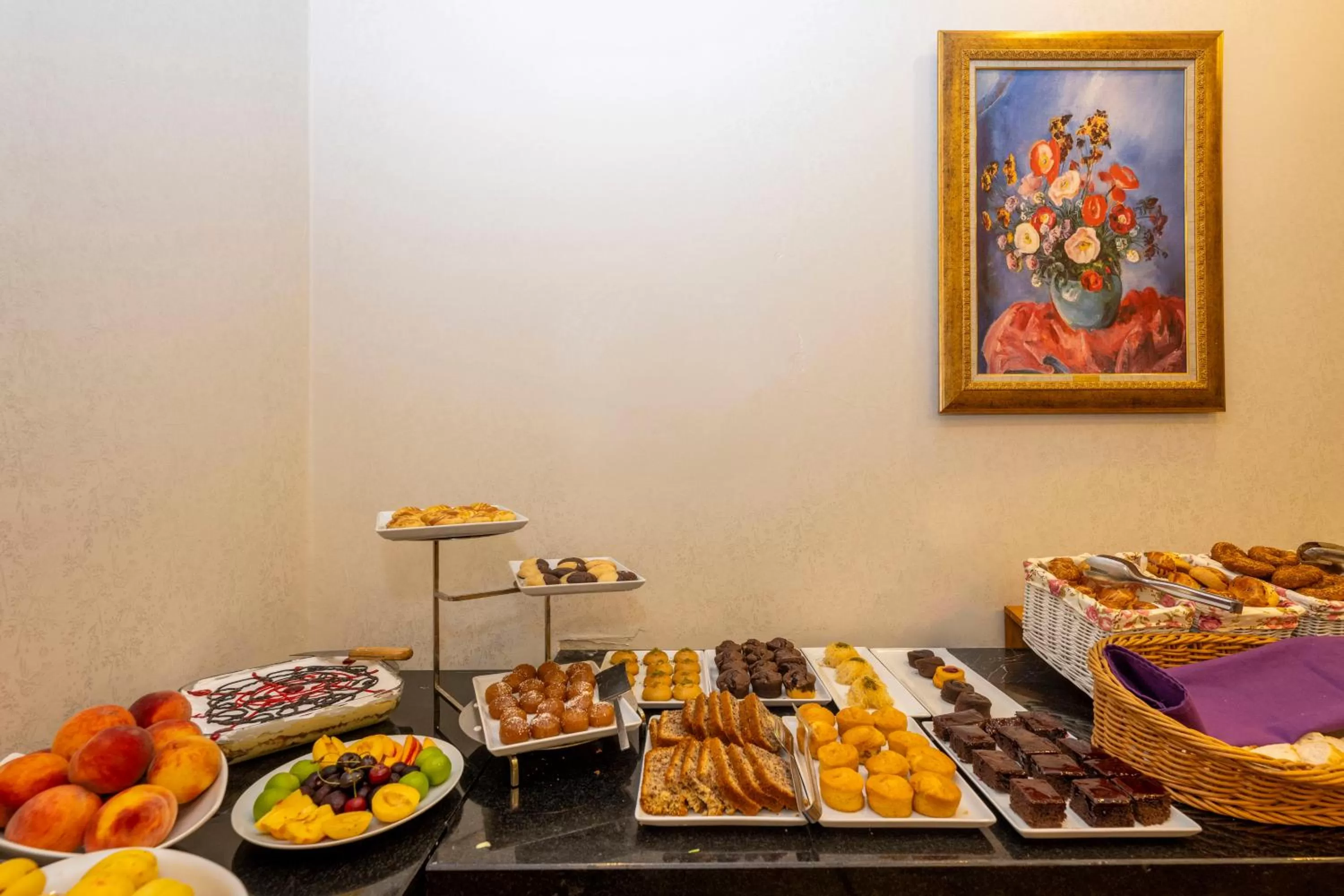 Food and drinks in Premist Hotels Taksim