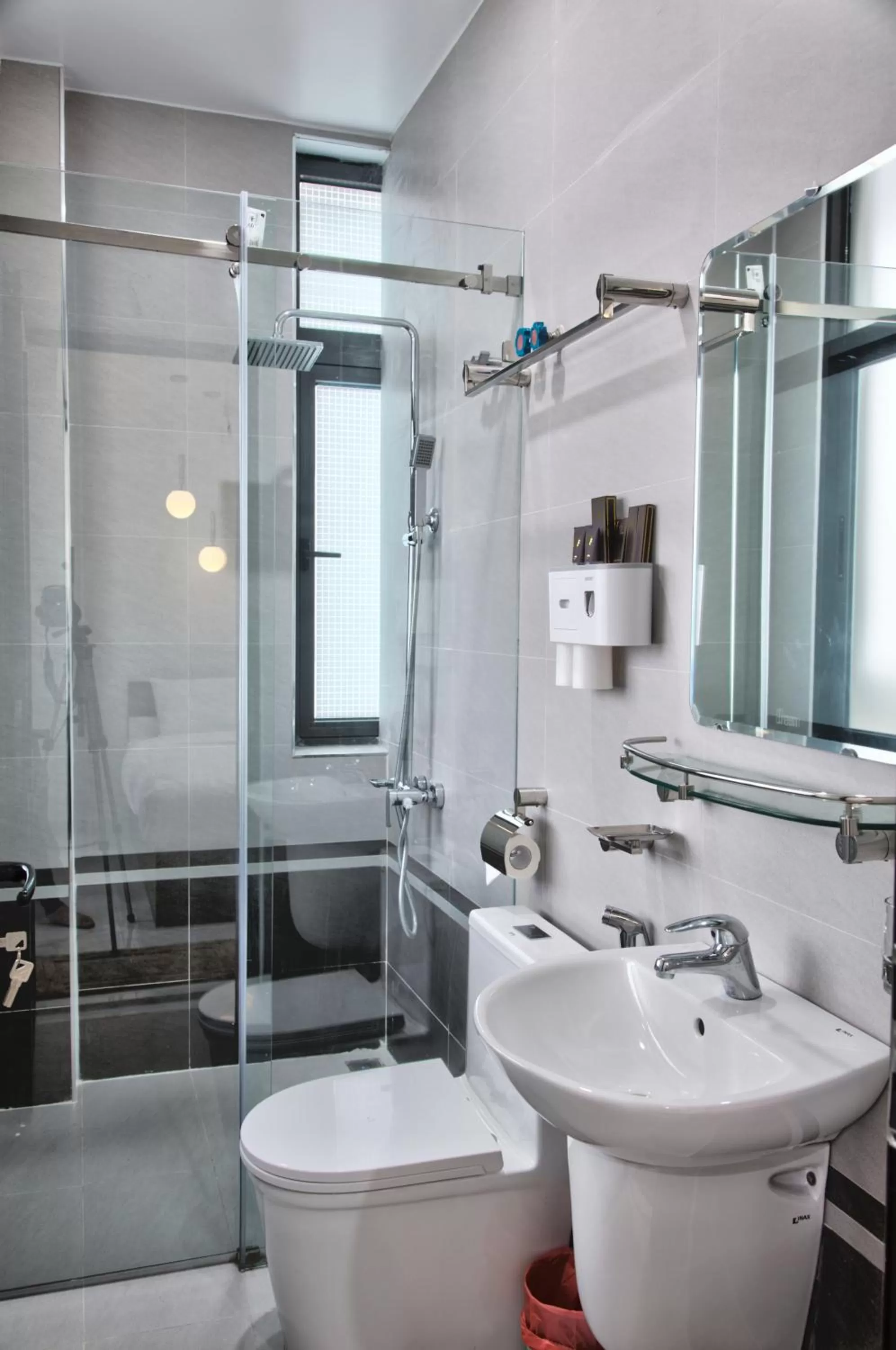 Bathroom in The Flamboyant #StayWork Vinhomes Marina