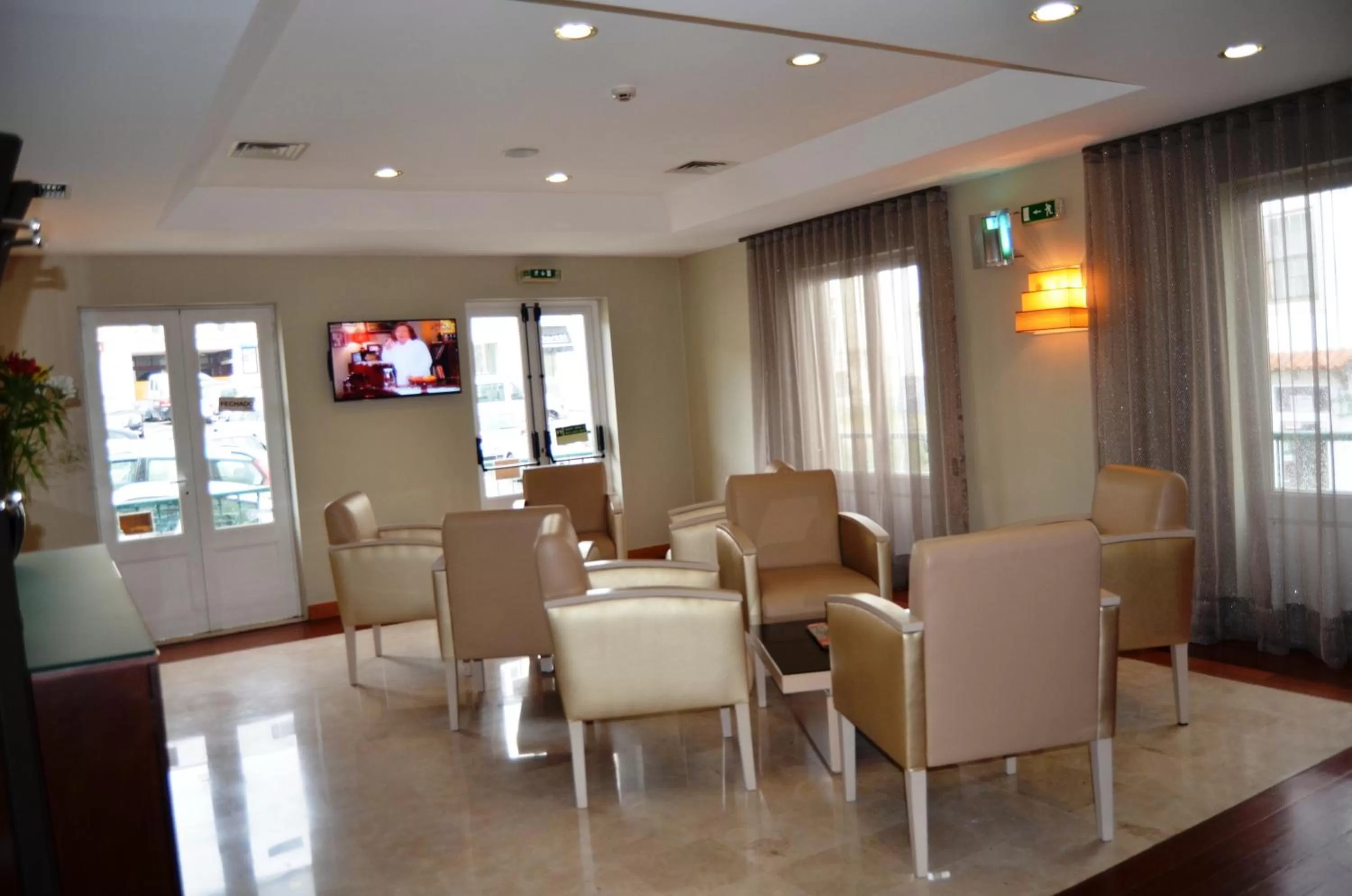 Restaurant/places to eat in Hotel Torres Novas