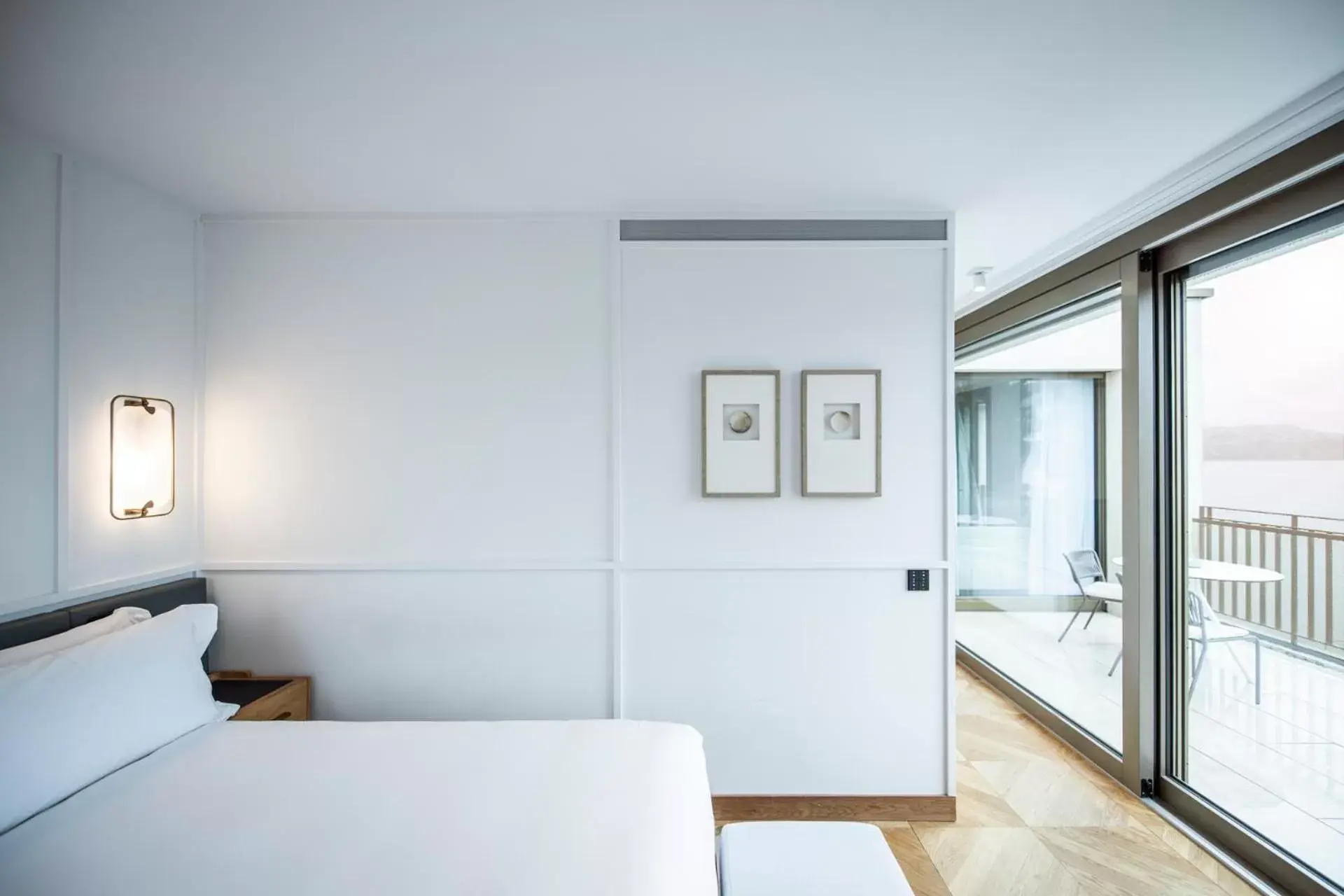 Penthouse Junior Suite with terrace - single occupancy in Alex Lake Zürich Penthouse Junior Suite with terrace - single occupancy in Alex Lake Zürich