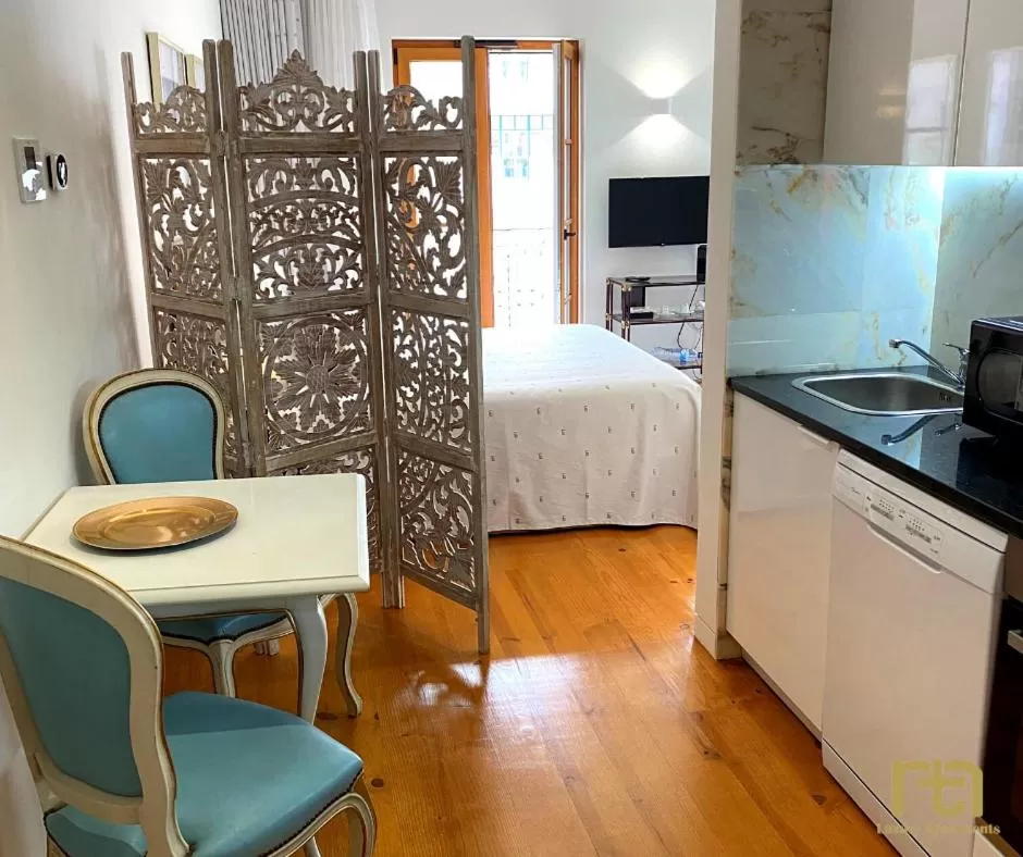 Kitchen/Kitchenette in TM Luxury Apartments Lisbon