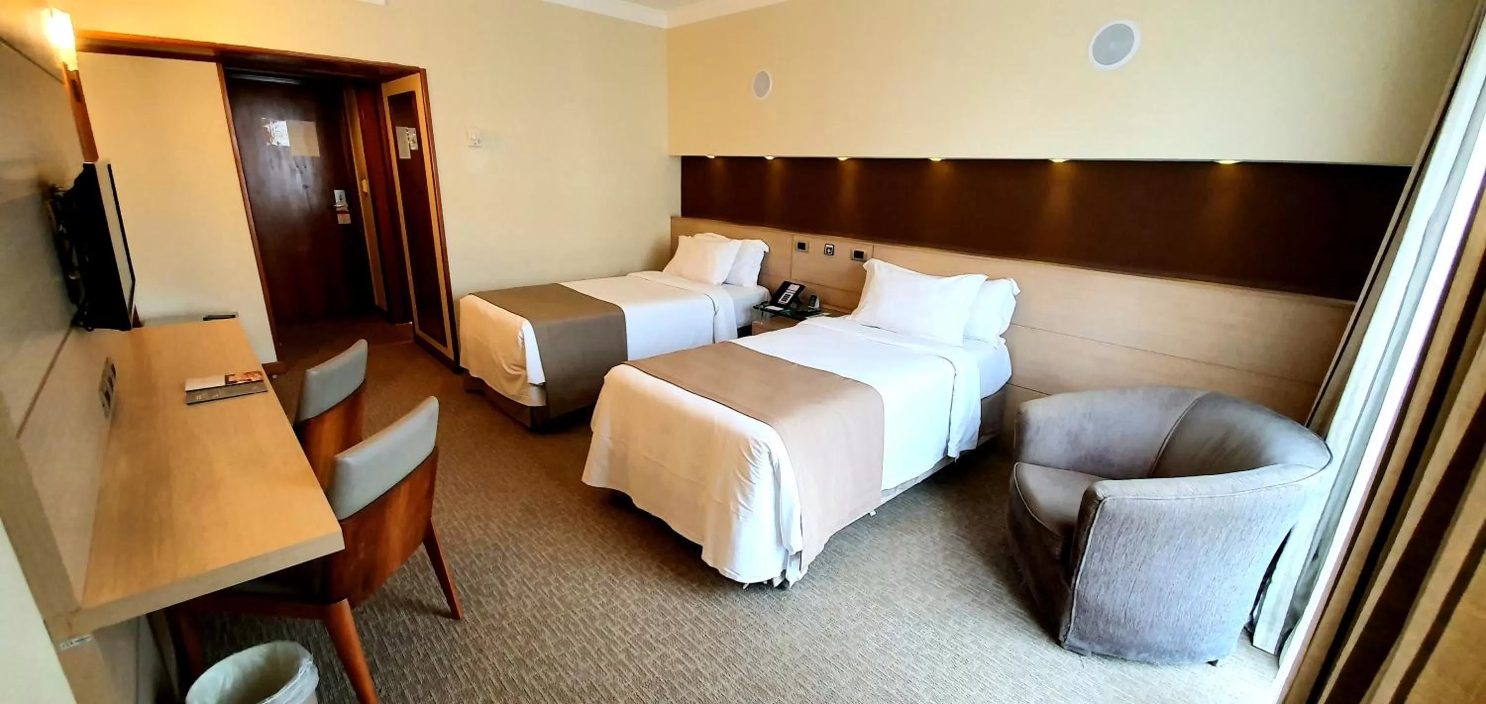 Bedroom, Bed in Bourbon Convention Hotel Santos