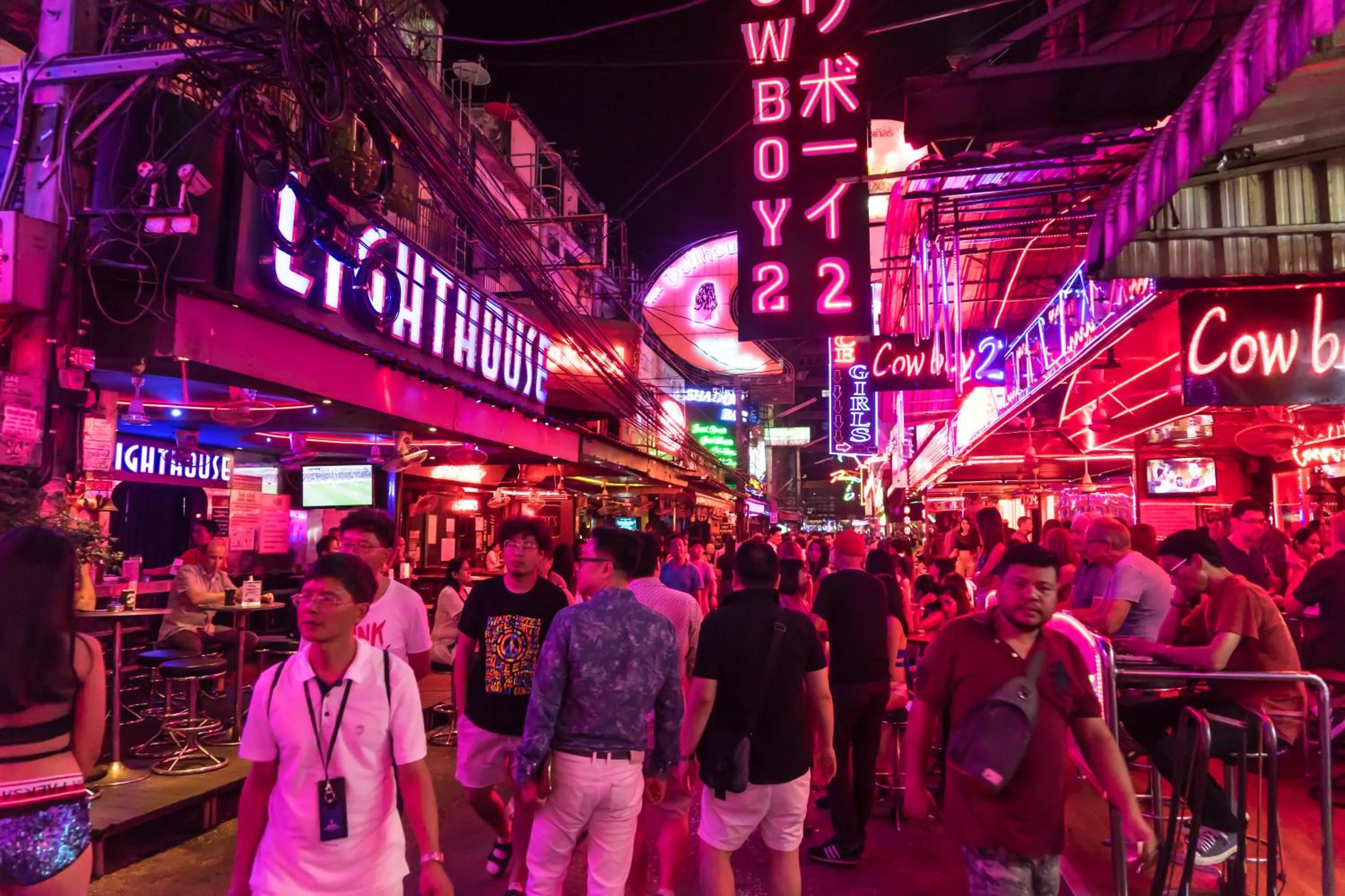 Nightclub / DJ in Royal Ivory Sukhumvit Nana