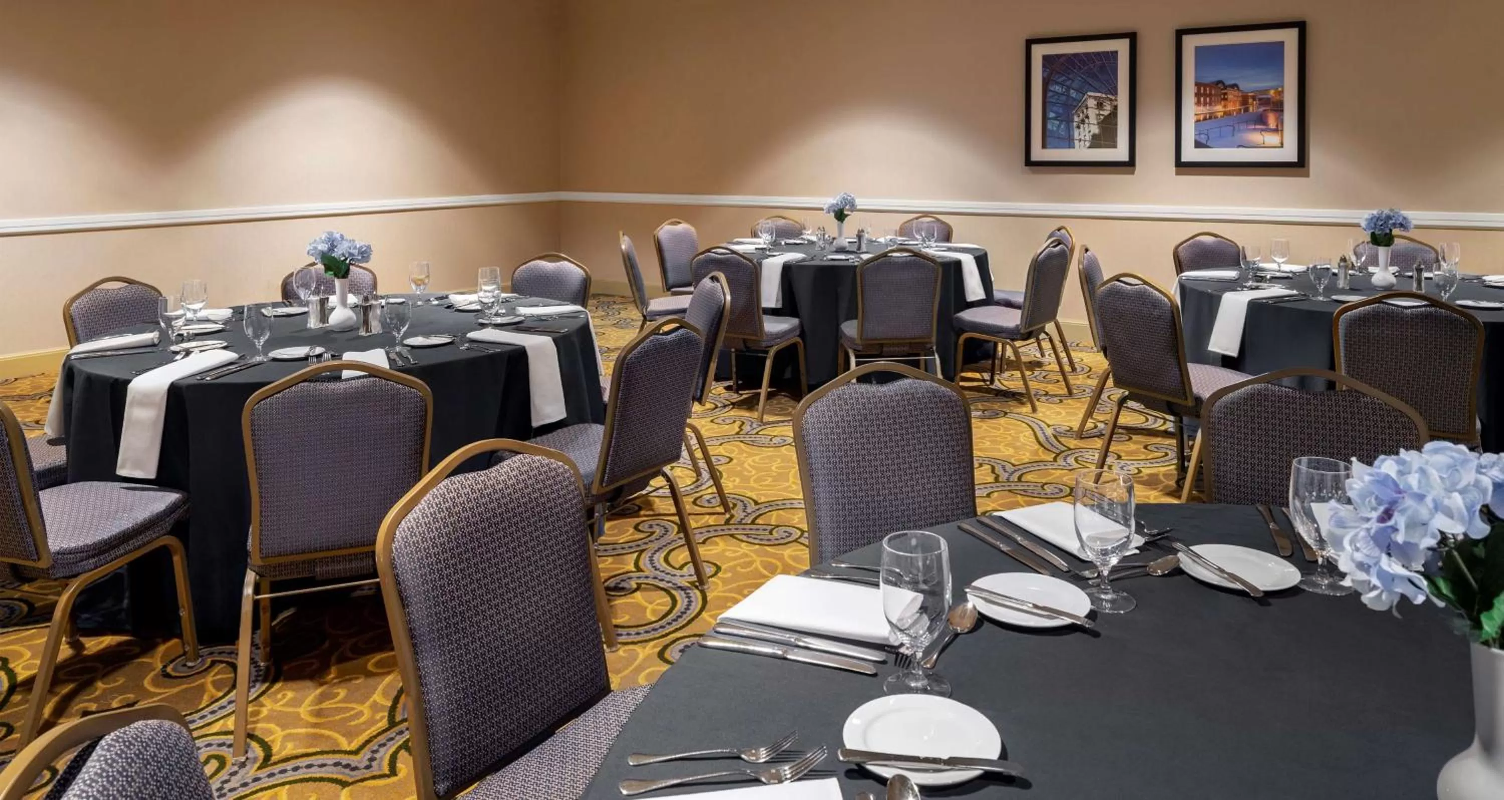 Meeting/conference room in Hilton Indianapolis Hotel & Suites