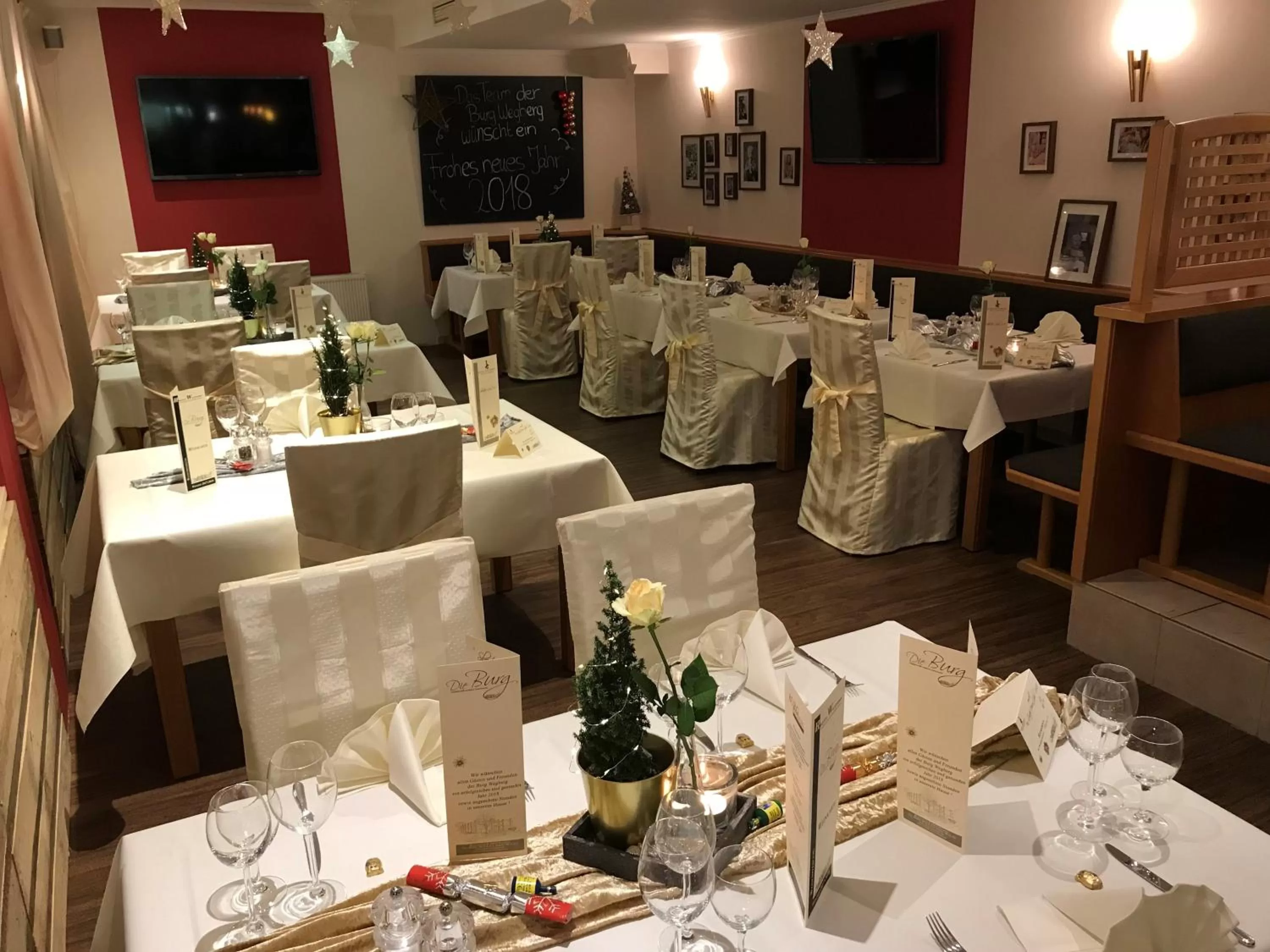 Restaurant/places to eat in Burg Wegberg Hotel & Eventlocation