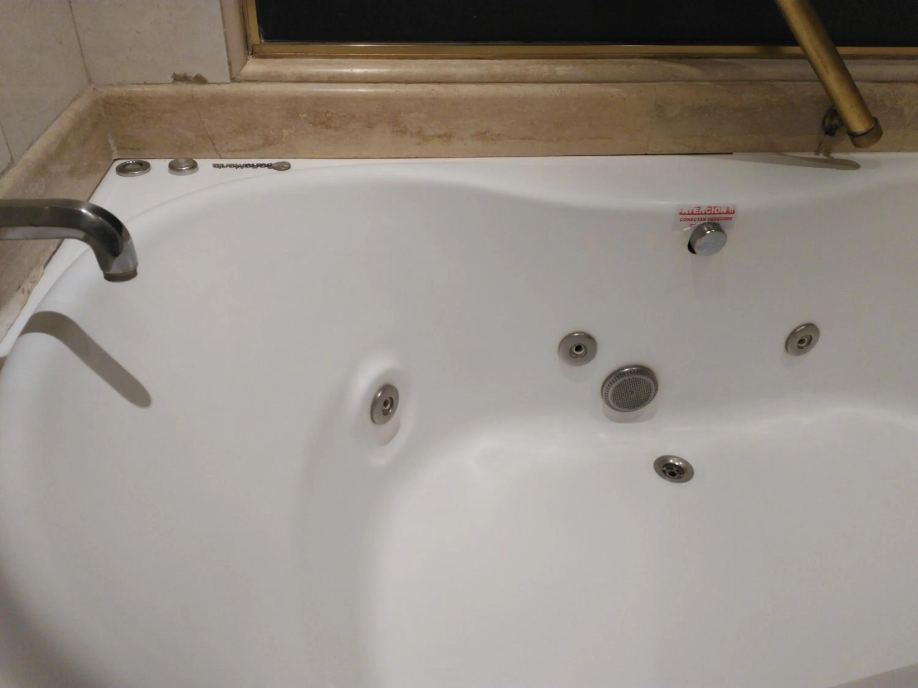 Bathroom in Hotel A&B Internacional