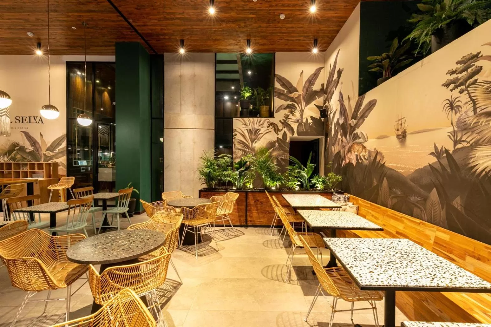 Restaurant/places to eat in Celestino Boutique Hotel & Spa