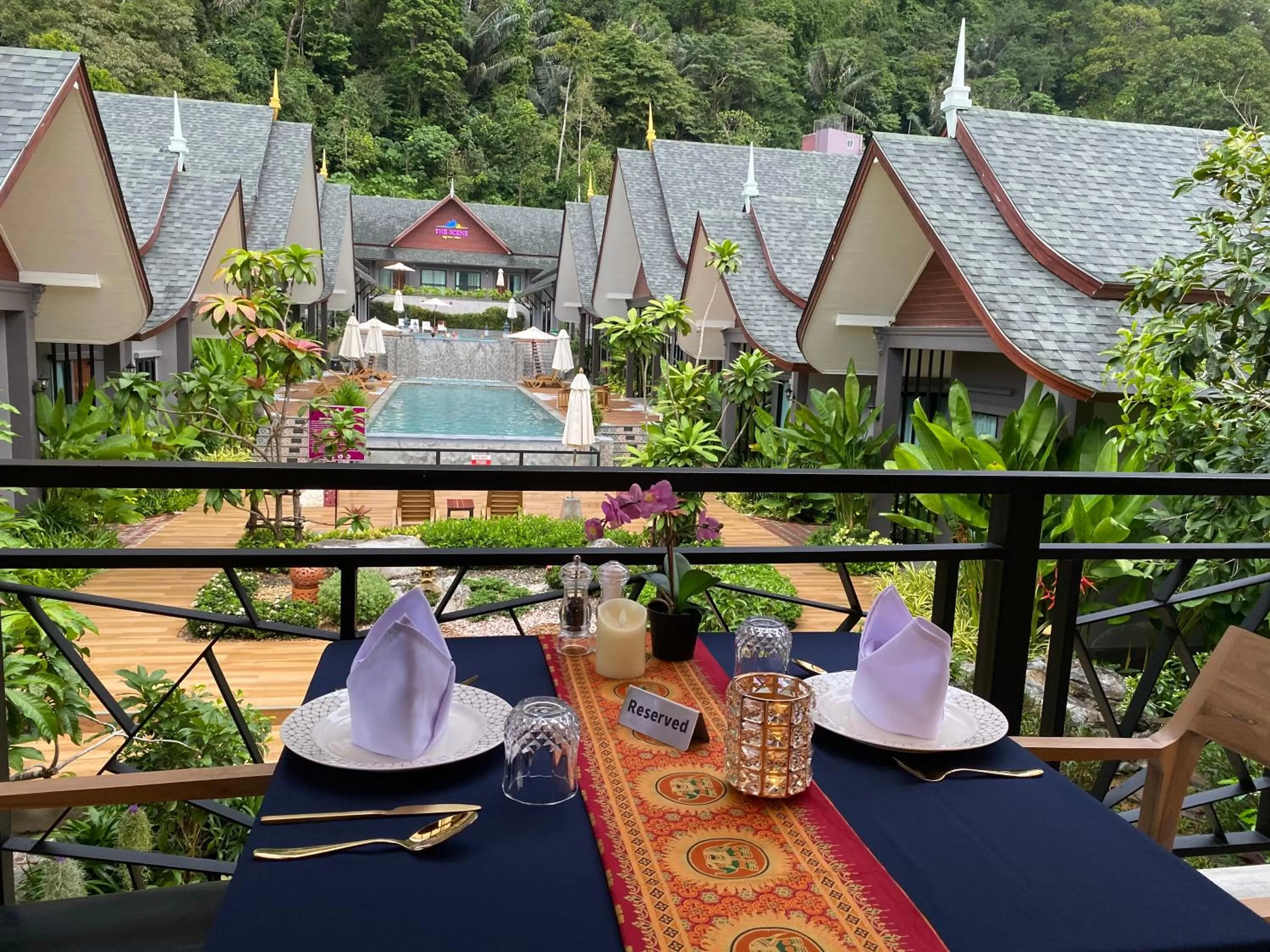 Restaurant/places to eat in The Scene Cliff View Villas