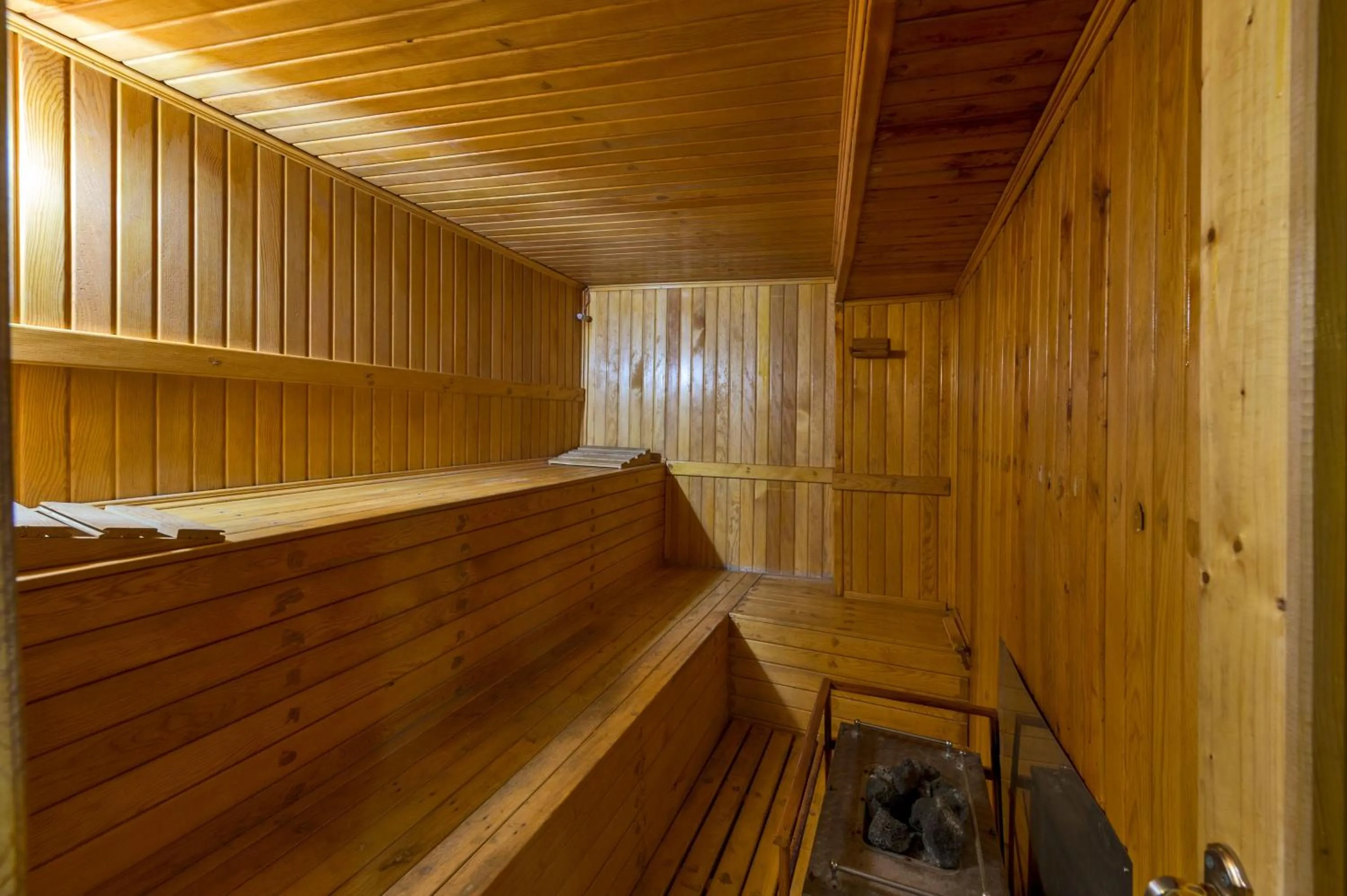 Sauna in Kuran Hotel International