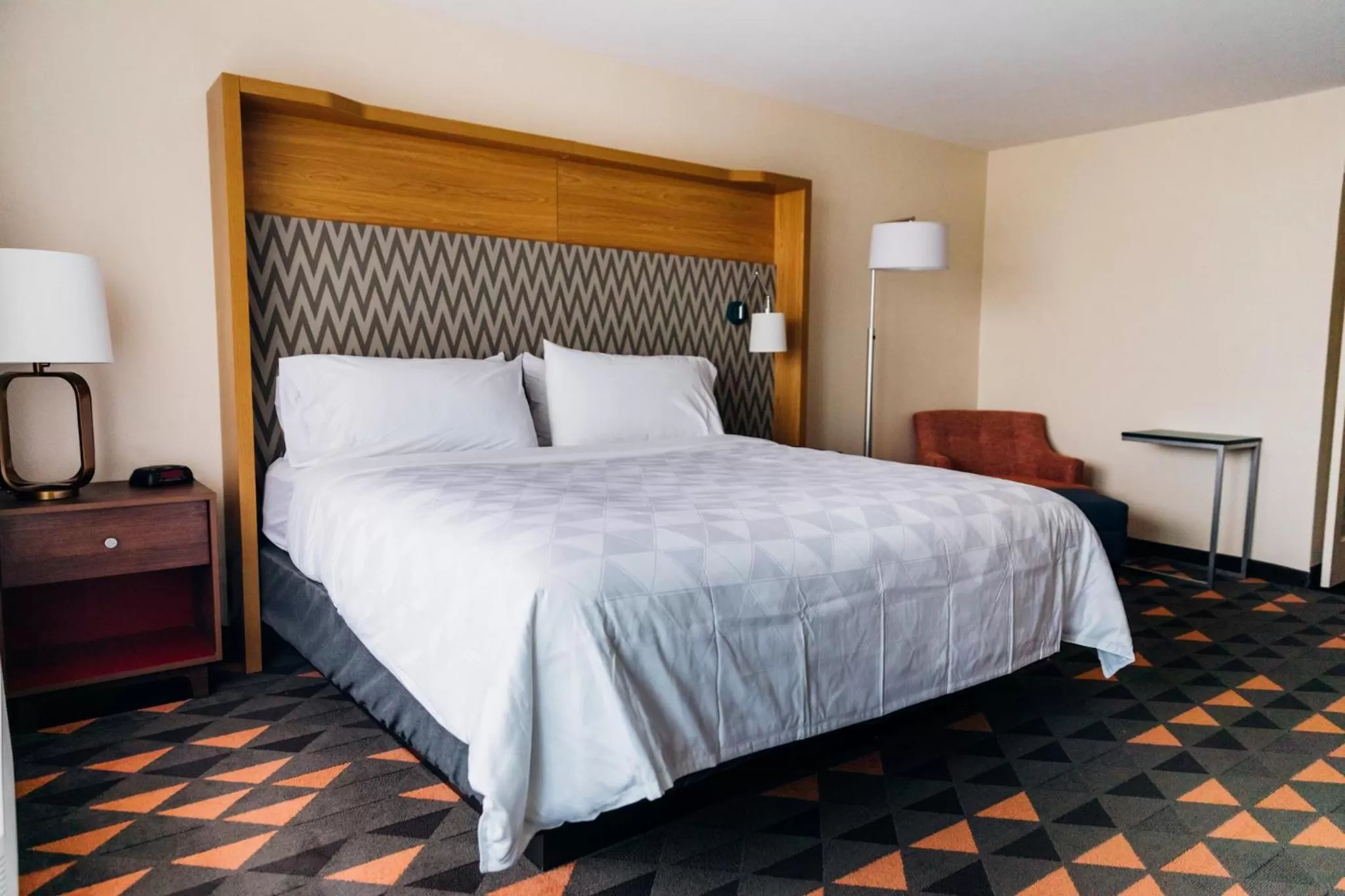 Photo of the whole room, Bed in Holiday Inn Phoenix-Mesa Chandler by IHG