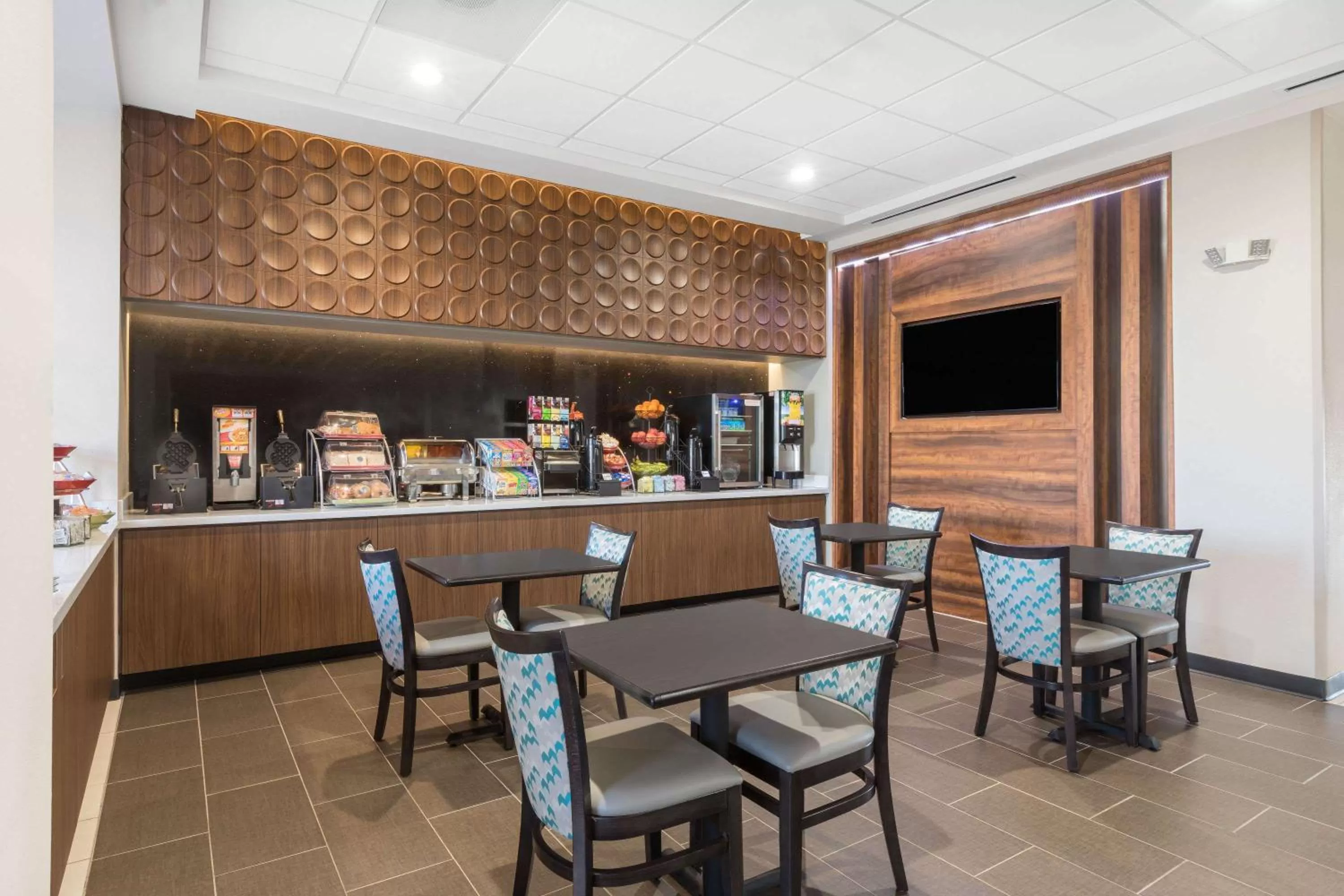 Restaurant/places to eat in Wingate by Wyndham Lubbock