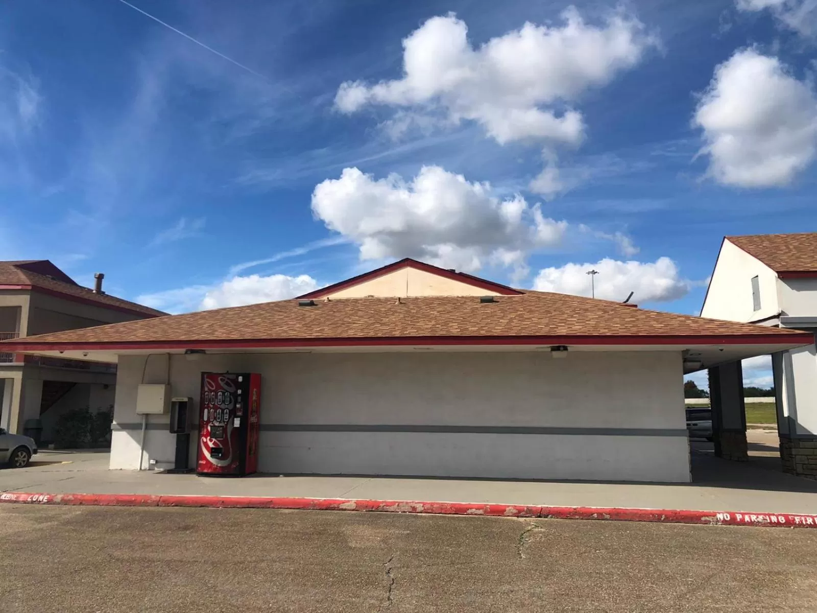 Executive Inn & Suites