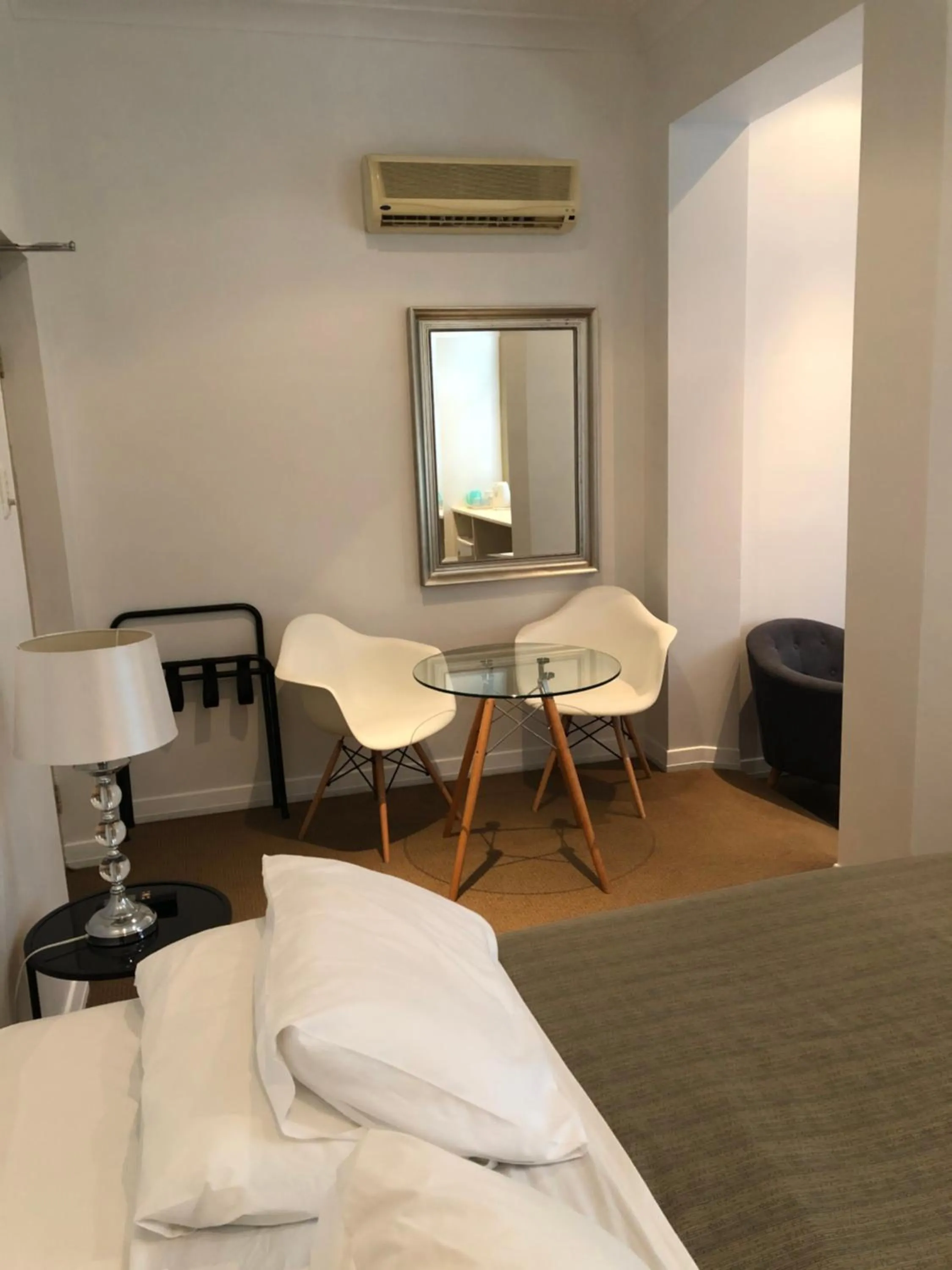 Seating area, Bed in Hotel 59 Sydney