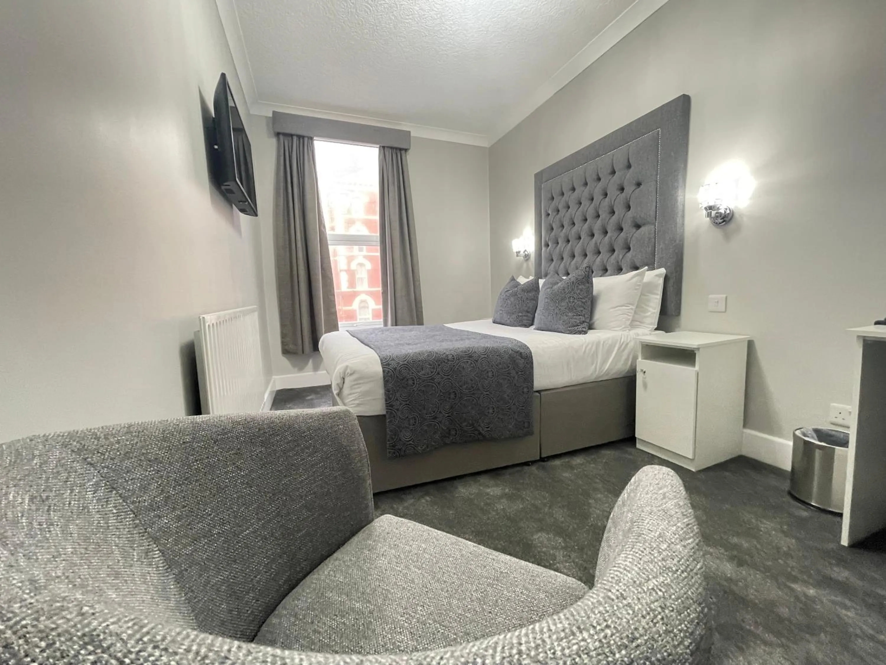 Bedroom, Bed in Park House Hotel