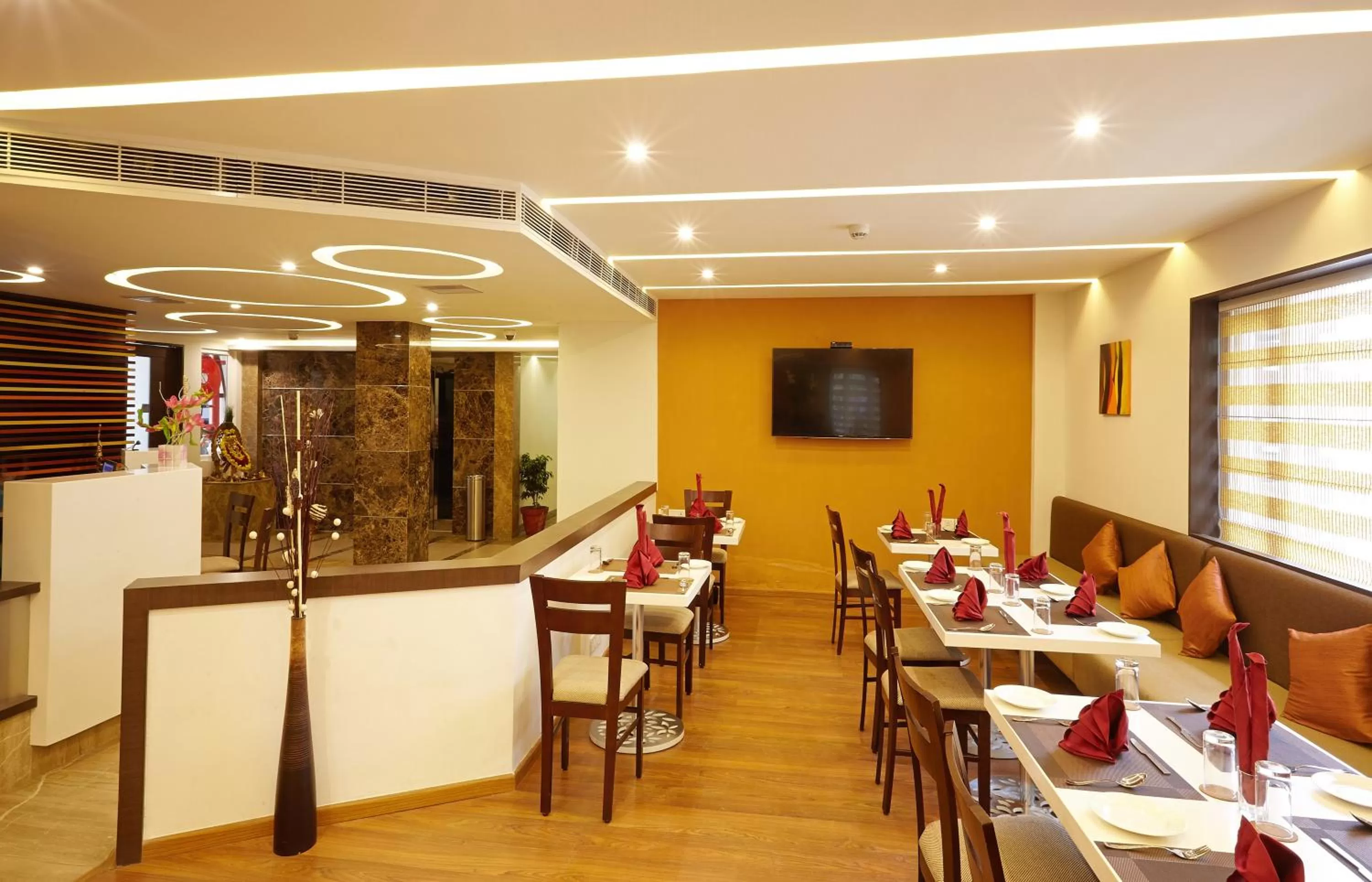 Restaurant/places to eat in Golden Fruits Business Suites