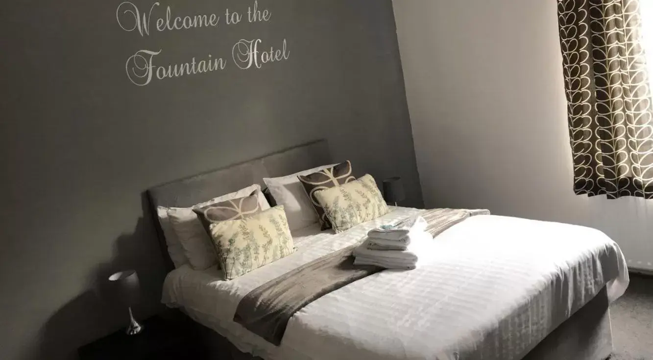 Budget Double Room in The Fountain Budget Double Room in The Fountain