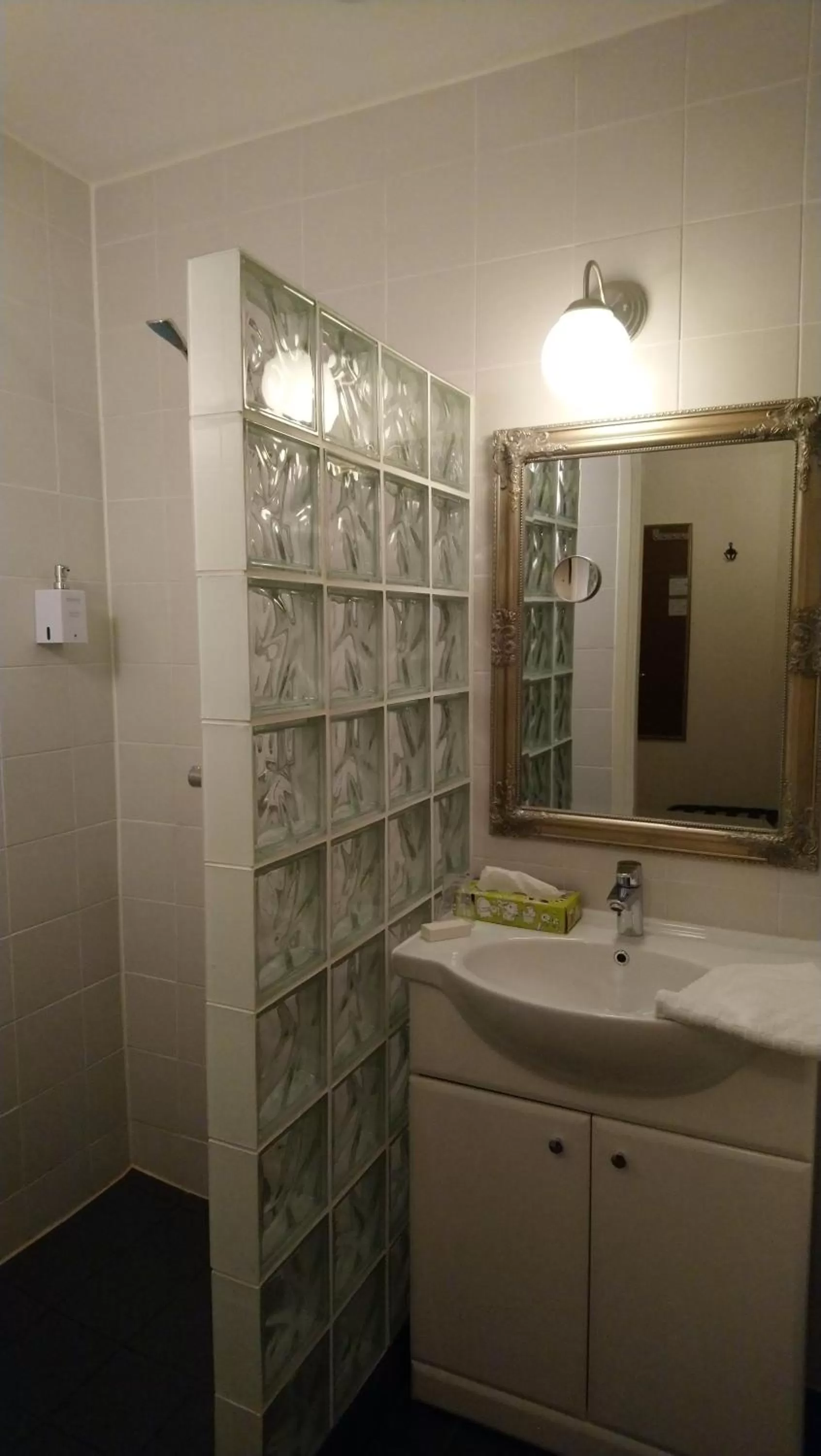 Bathroom in Hotell Wettern