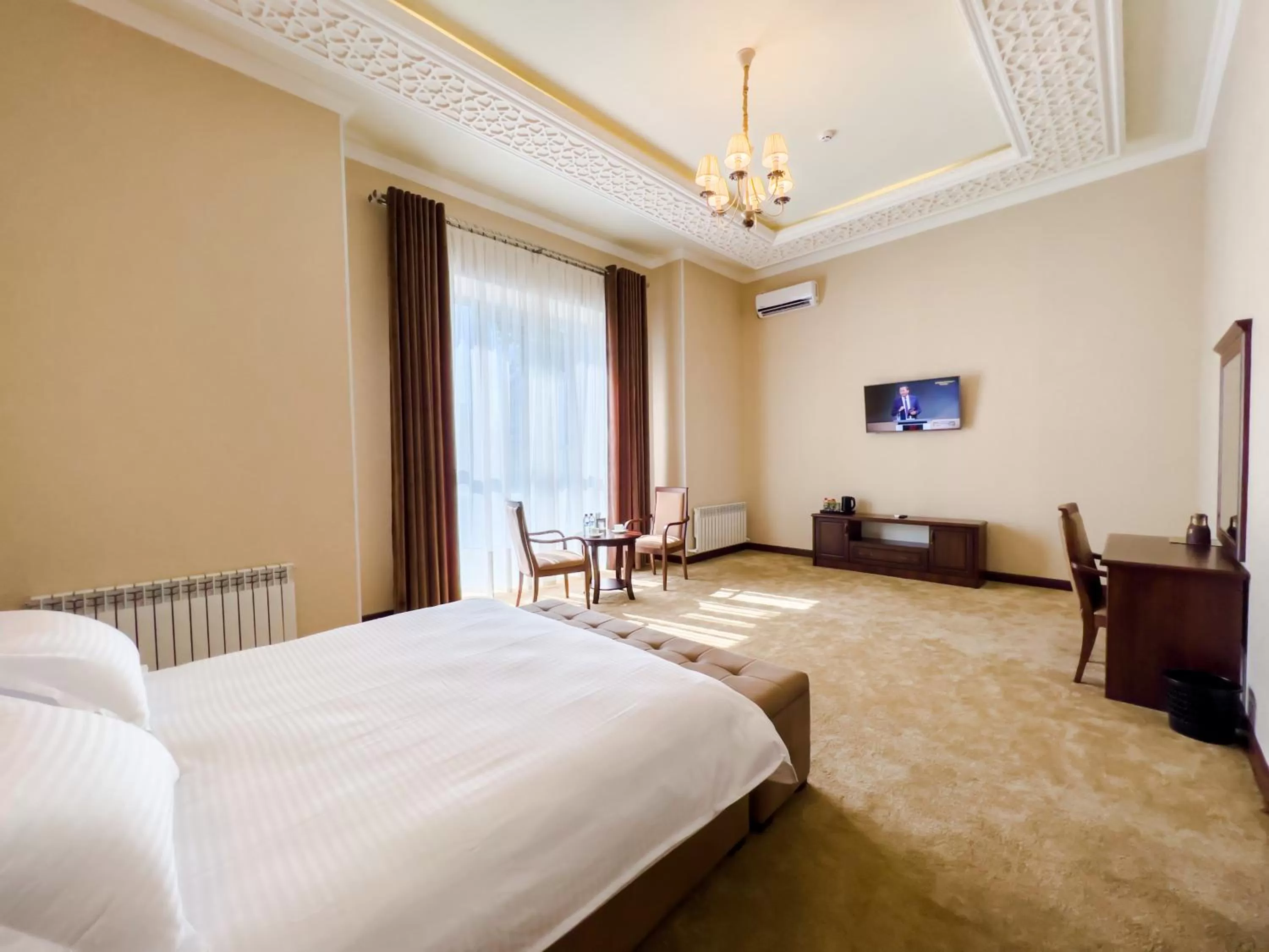 Bed in Hotel Marakanda