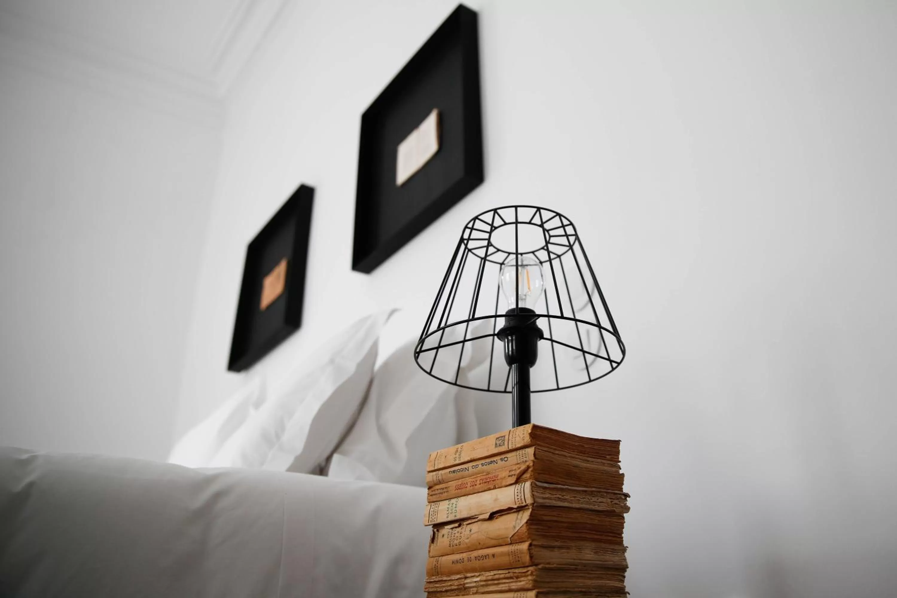 Decorative detail, Bed in Sapientia Boutique Hotel